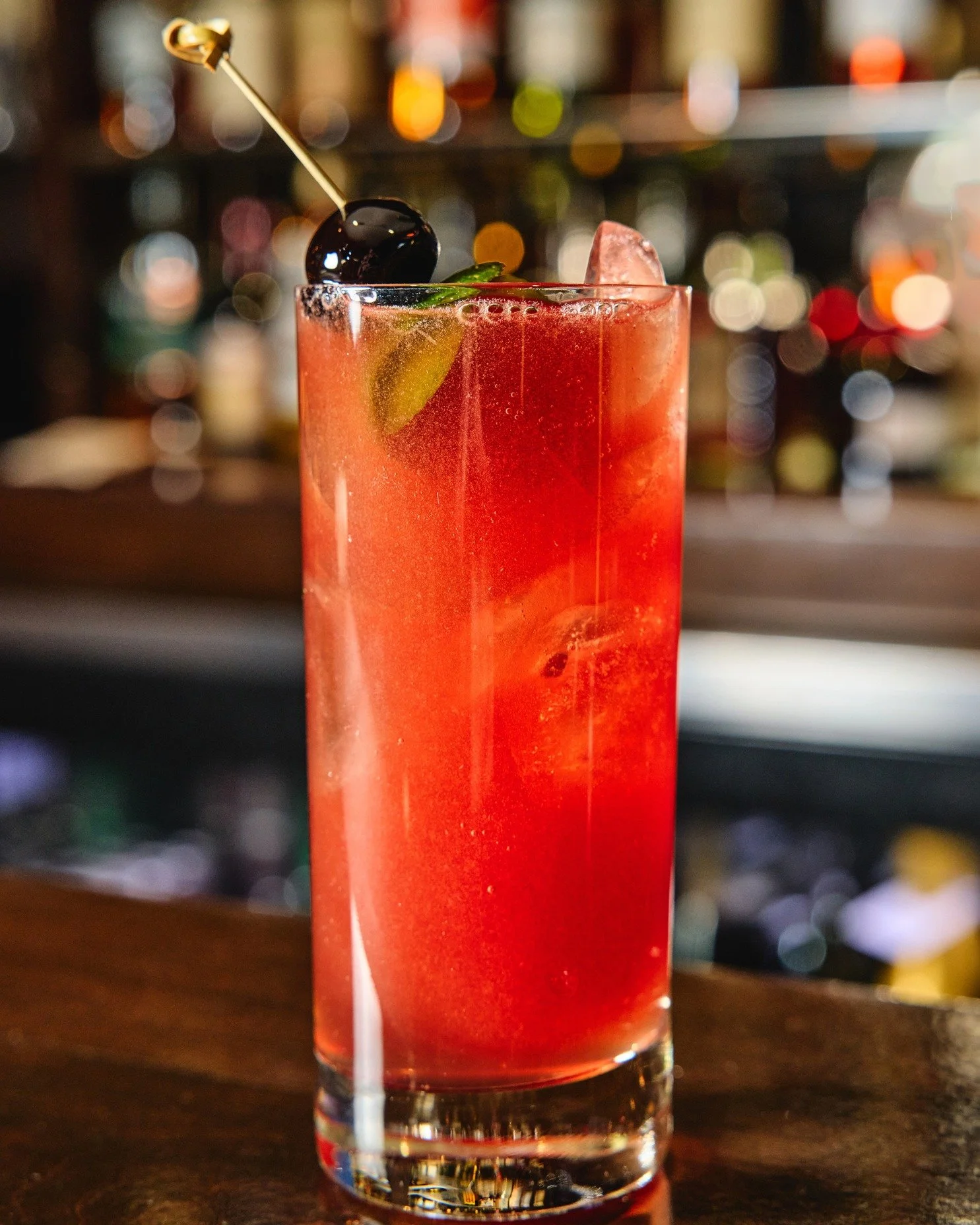 We love love (and a great cocktail) ❤️ Happy Valentine&rsquo;s Day from Harvest! Join us this weekend for drinks and snacks at the bar, brunch, our Chef&rsquo;s Tasting Menu, and a sneak peek at our new Cozy Hour on the Terrace. Think fondue, hot tod