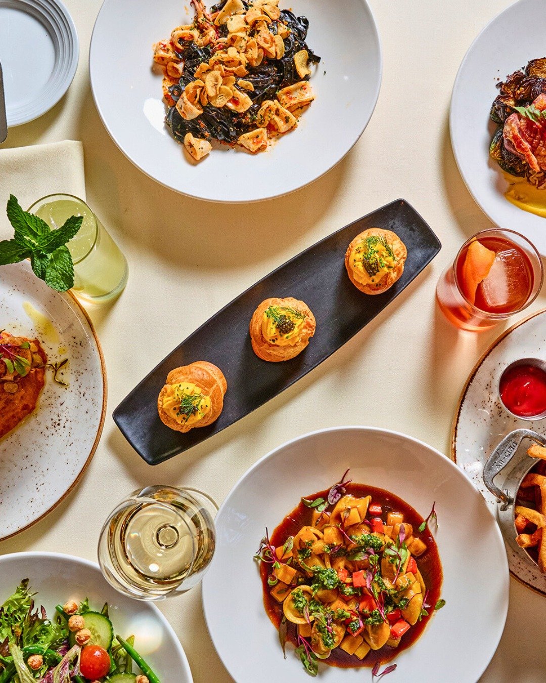 We can't wait to welcome you in - reserve now at HarvestCambridge.com.

📸 @briansamuelsphotography