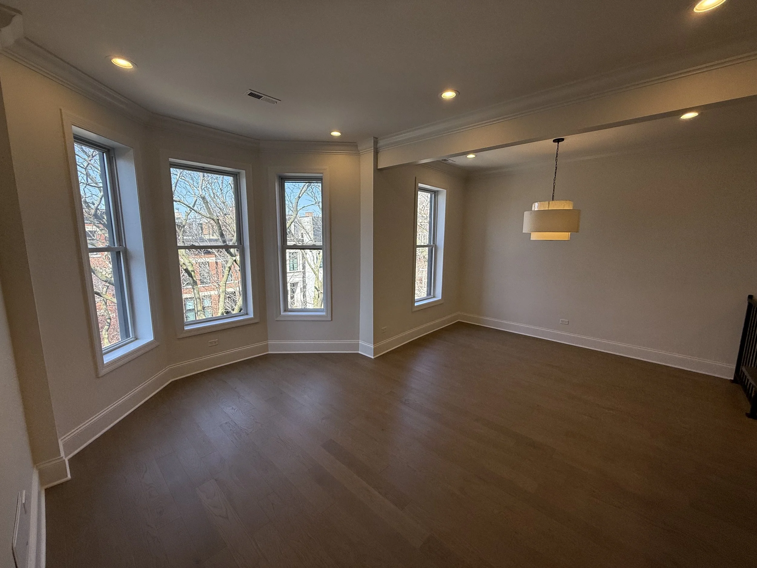 04 - Living and Dining Room.jpeg