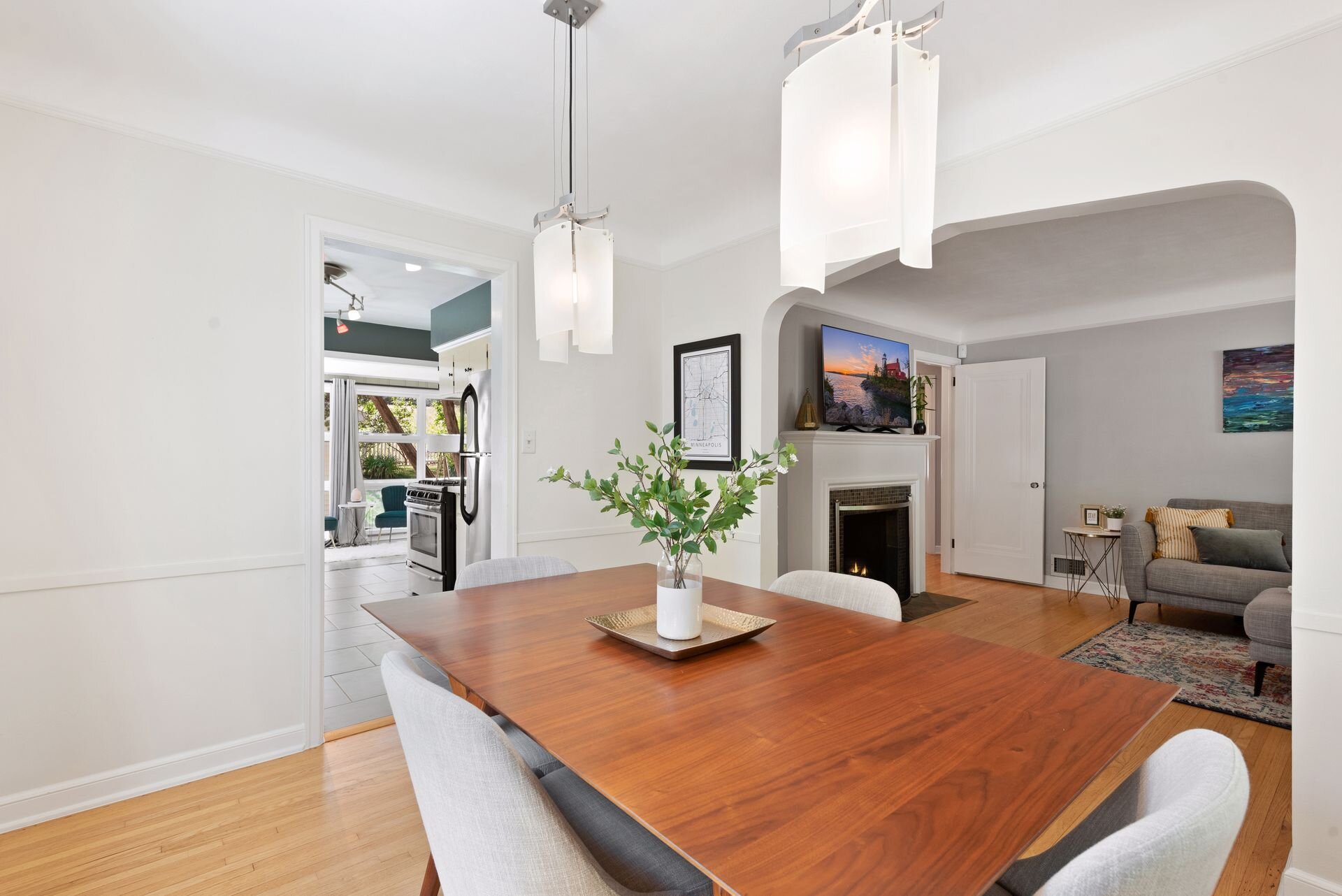 11. Dining area adjacent to kitchen and living room.jpg