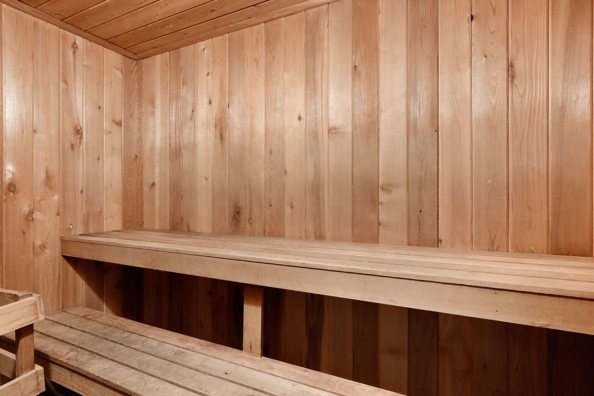 31. Sauna.jpg