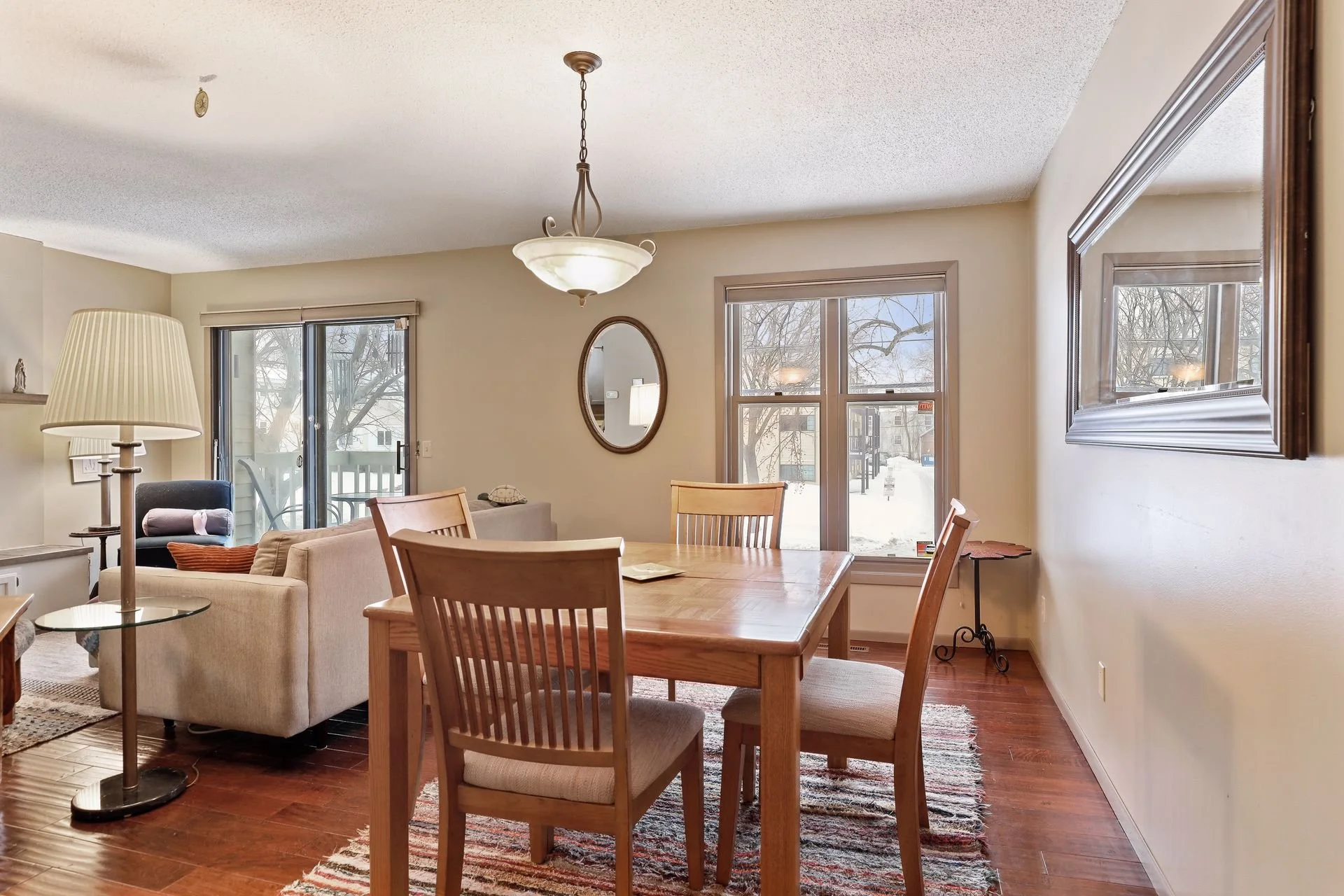 0010 Dining room large enough for a crowd .jpg