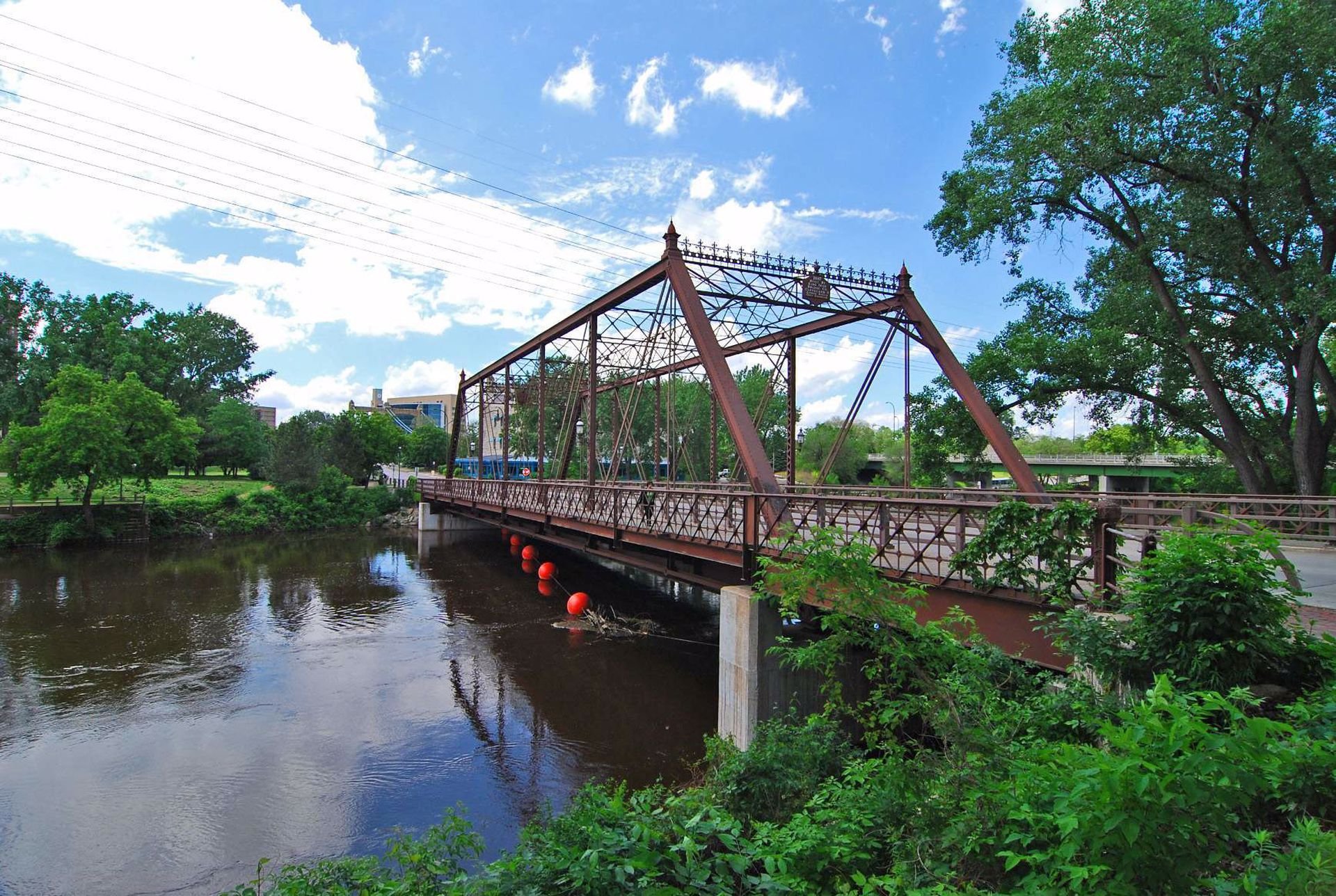 30. Beautiful walking paths through and around Nicollet Island.jpg