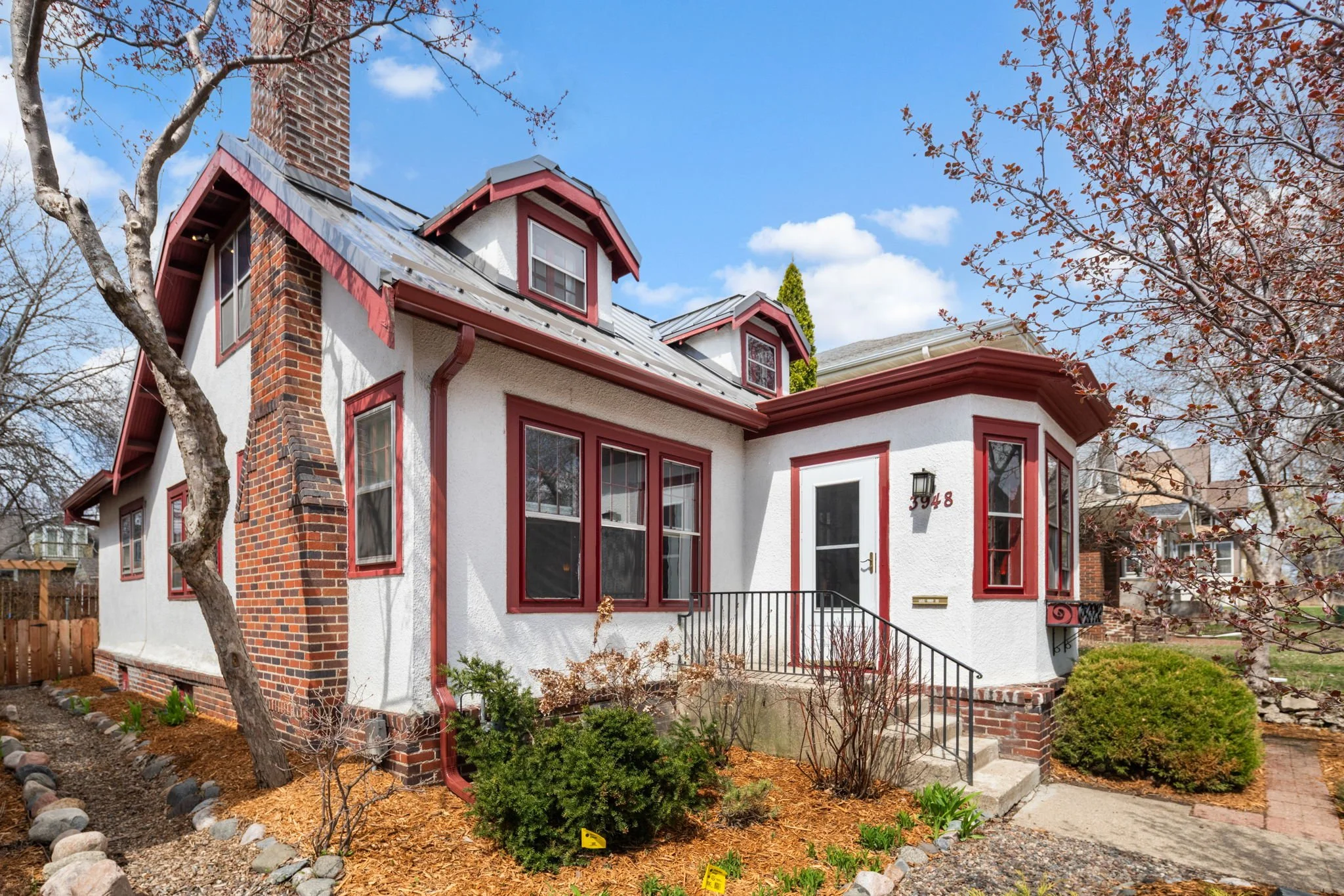3948 14th Ave South - SOLD