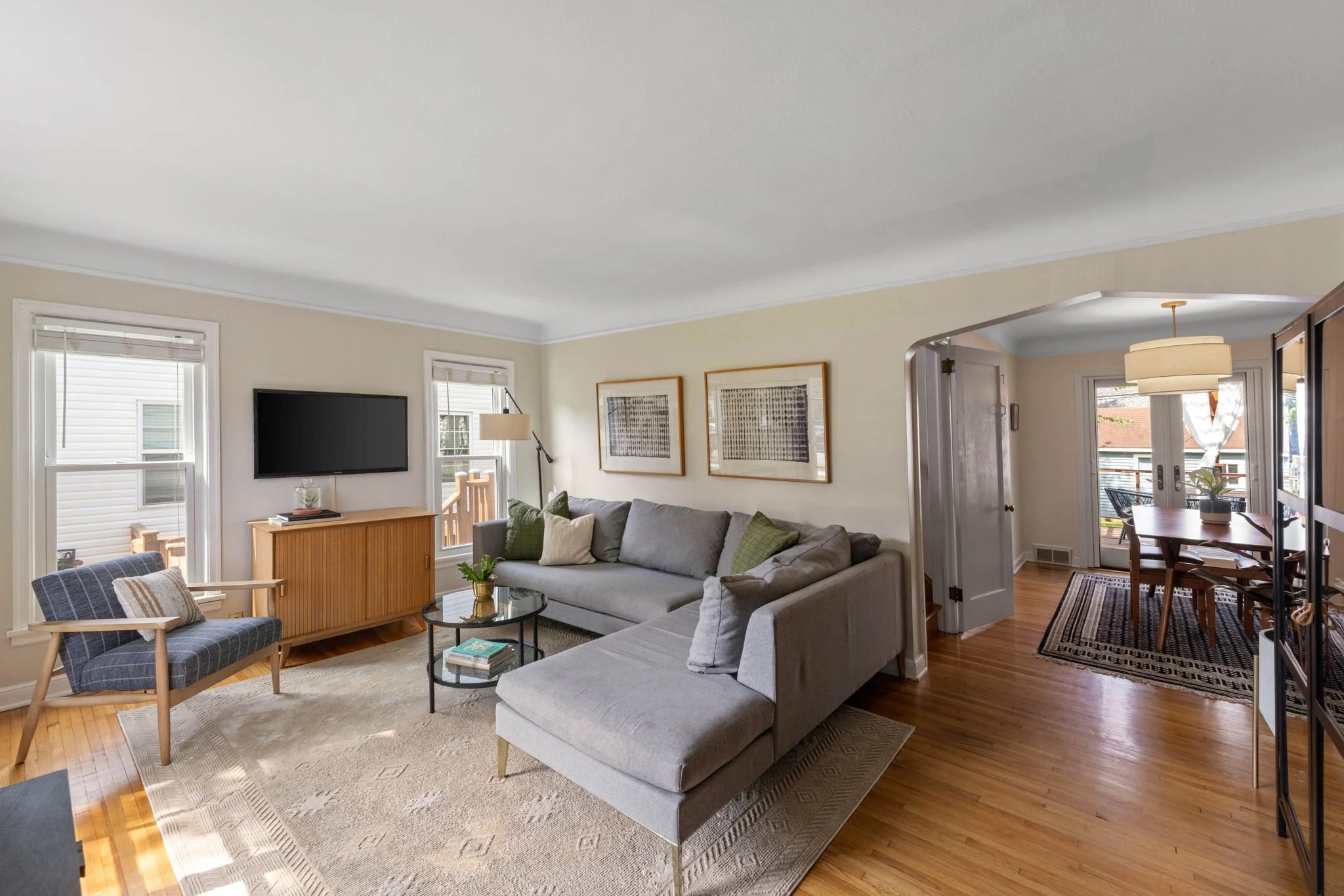 4-web-or-mls-4108-13th-ave-s.jpg