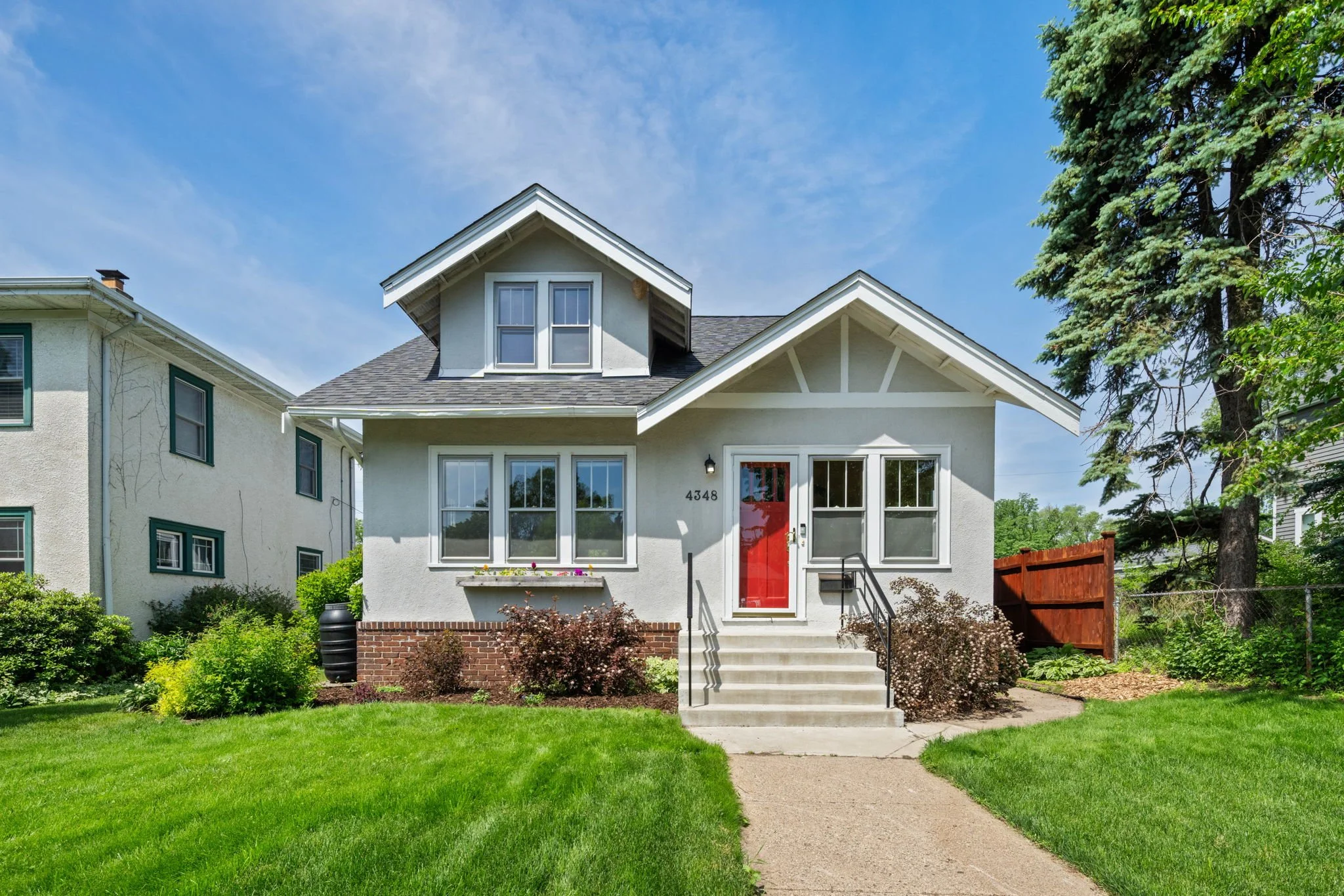55-web-or-mls-4348-12th-ave-s.jpg