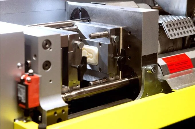 injection-molding-machine.jpg