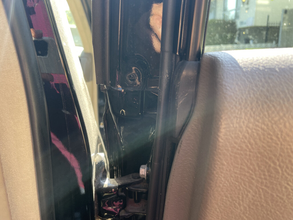 2nd Row Door