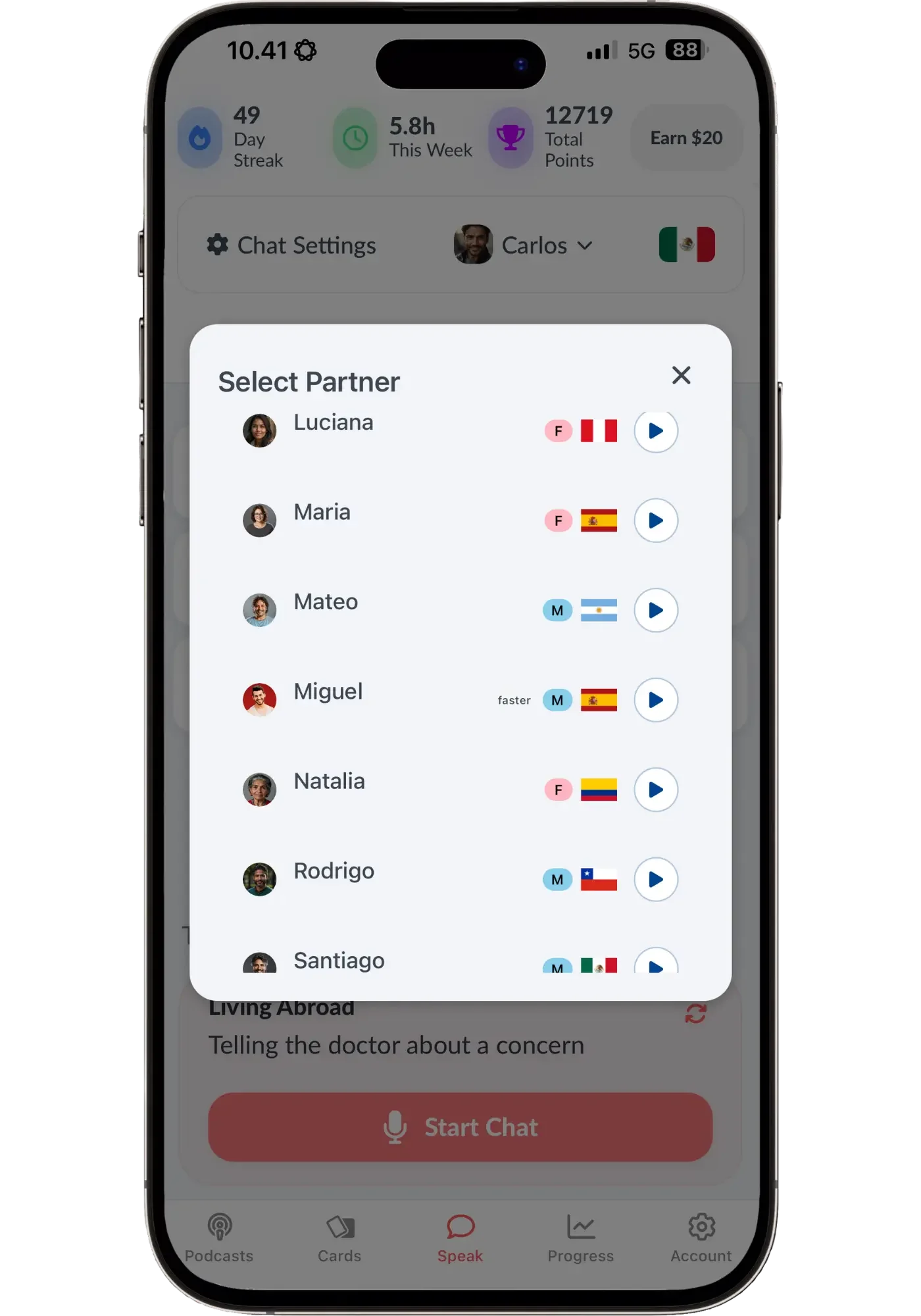Langua's tutor picker for Spanish, with voices from Peru, Spain, Argentina, Colombia, Chile and Mexico, each with a preview button.