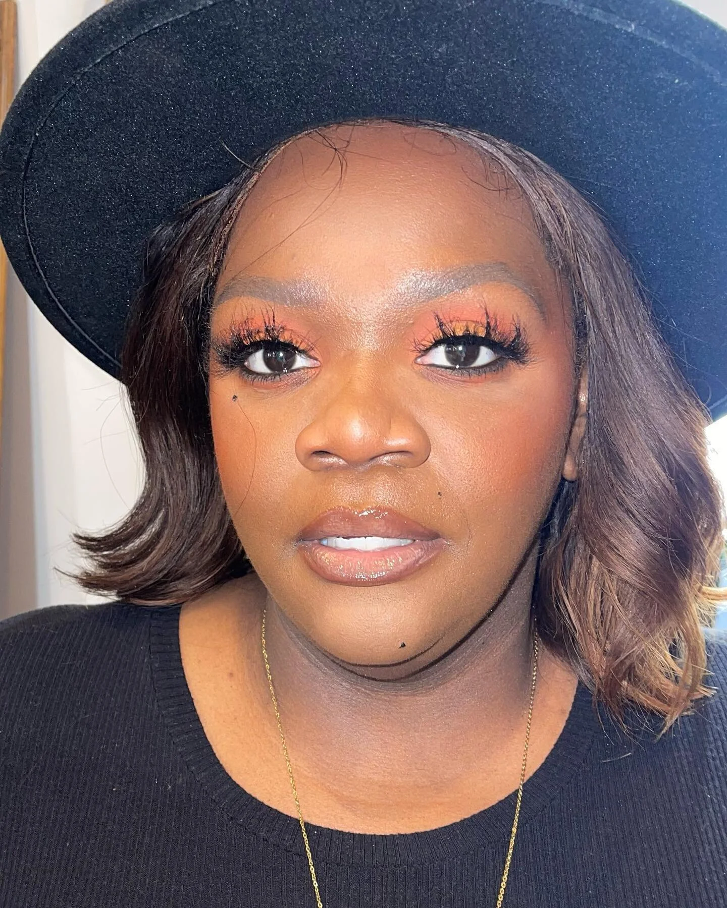 Fresh off the Flash &hellip; Full Face Glam for the babe @jess_soldthat 🧡

Lincoln bio