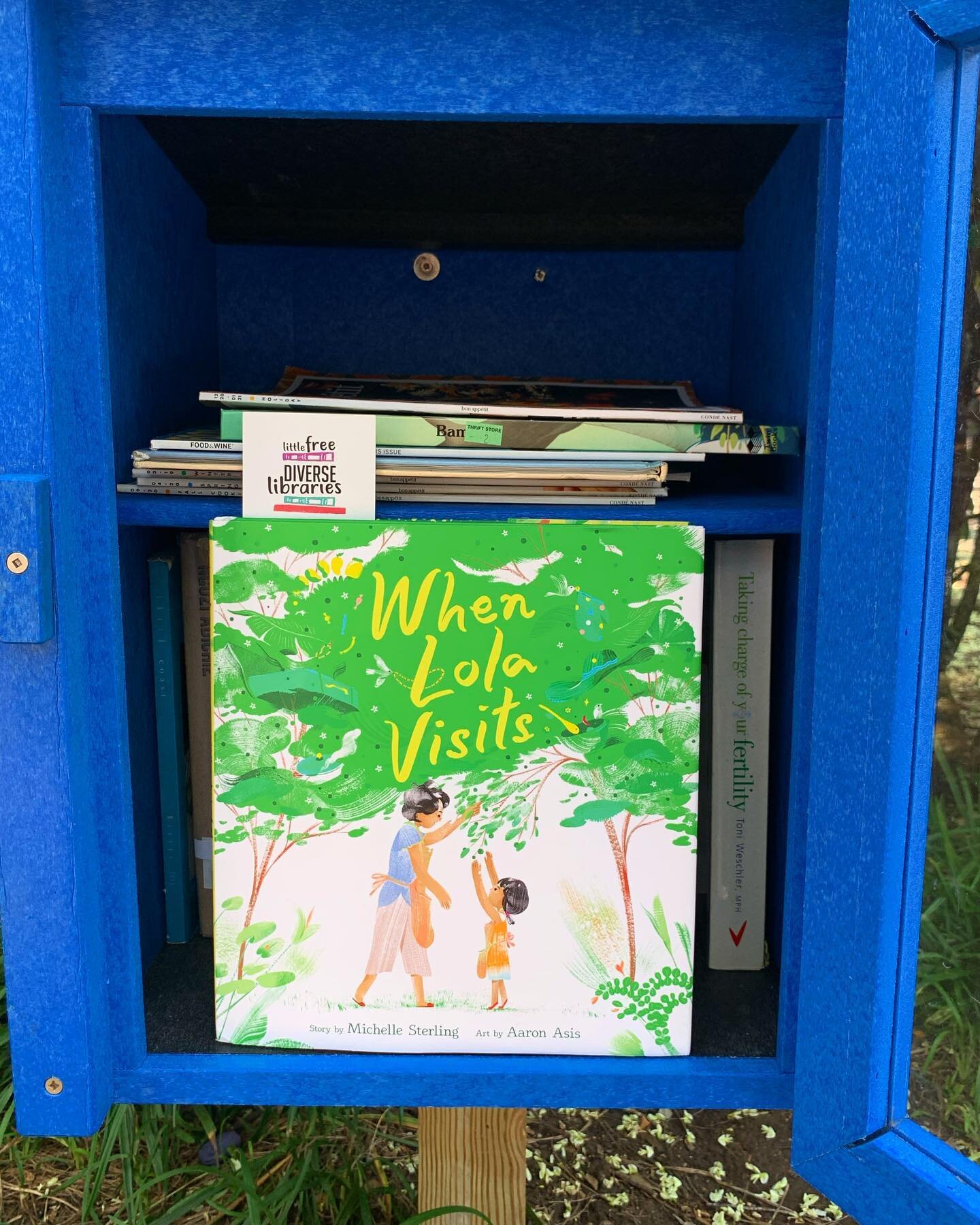Just put &lsquo;When Lola Visits&rsquo; by  @averyandaugustine and illustrated by @aaronasis into a @littlefreelibrary 📗 This book is the perfect sunny summertime read. This books celebrates Filipino culture as the young girl looks forward to her gr