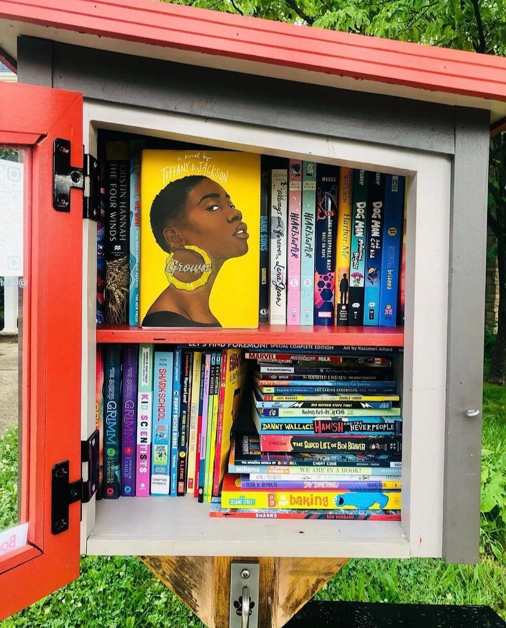 The incredible @littlefreediverselibrariesmtc is on a mission to add inclusive and diverse literature to LFLs across Montclair, NJ &amp; beyond. So amazed by all that you are doing on top of managing and running your own LFDL. 🙌🏾 let&rsquo;s keep a
