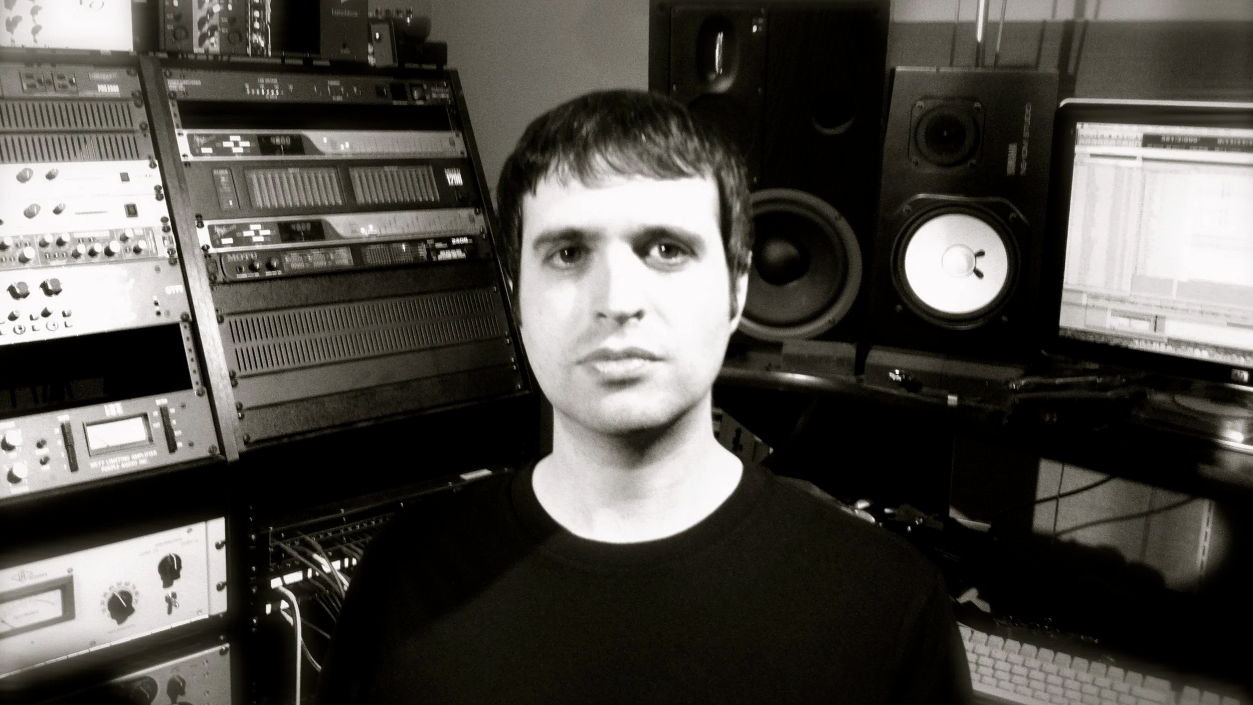 VINCE RATTI | MIXER