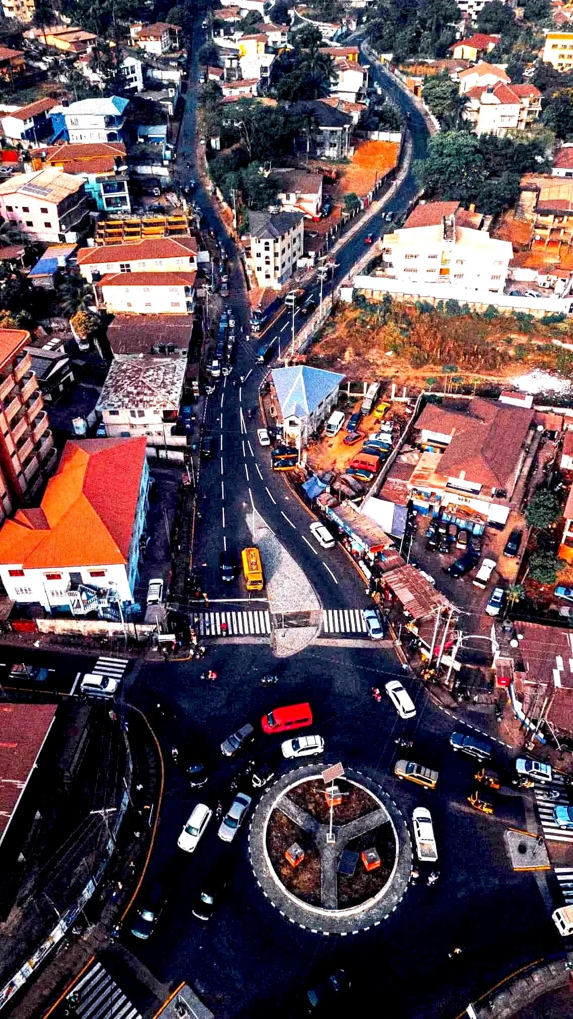 Congo Cross at rush hour