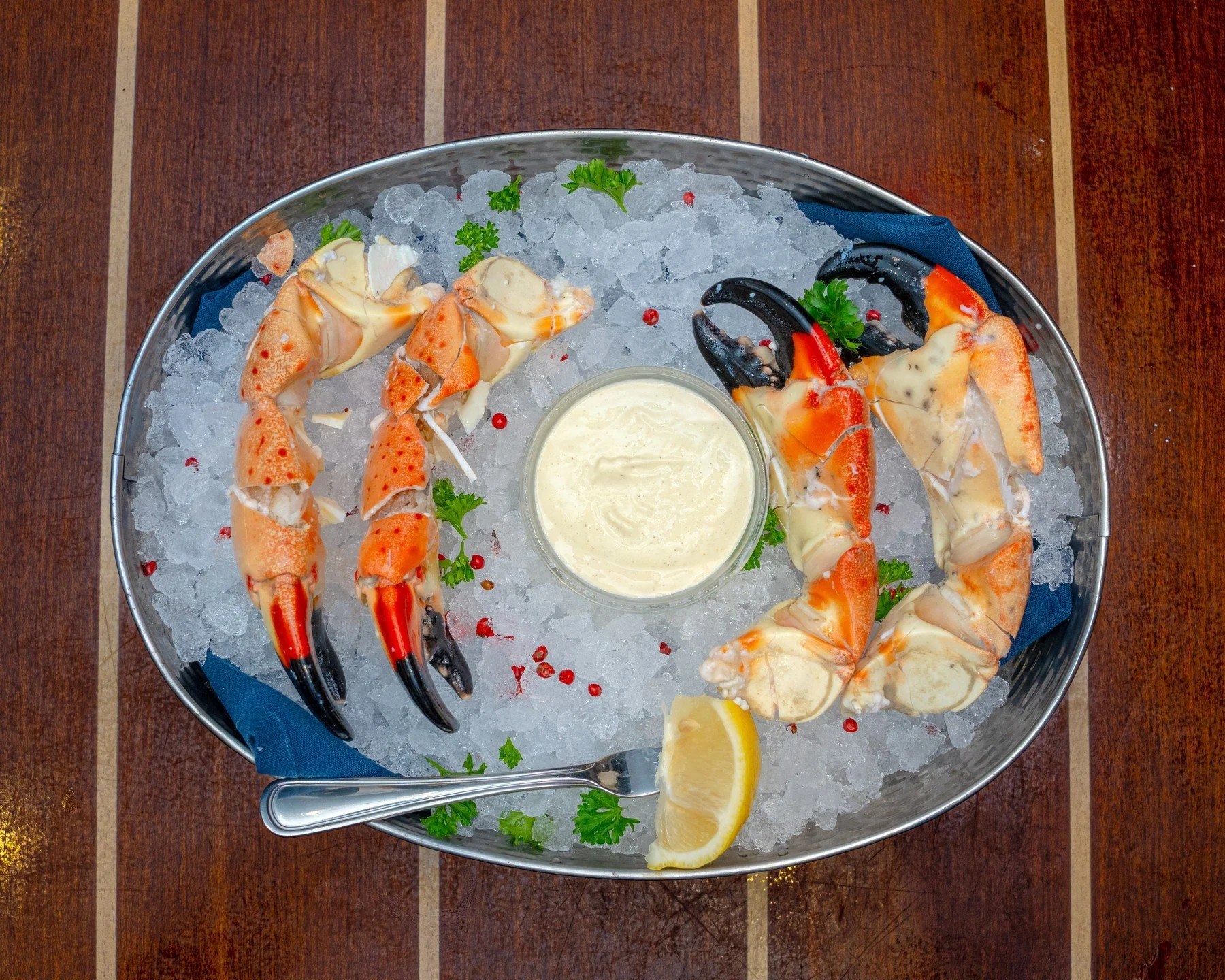 Want to bring the best dish for your Thanksgiving get together?! Grab some Stone Crab claws from our market! We will do the hard work and crack 'em up so they are ready to eat! 🦀🦀

We offer three claw sizes: Medium, Large, and Jumbo! 

#StoneCrab #