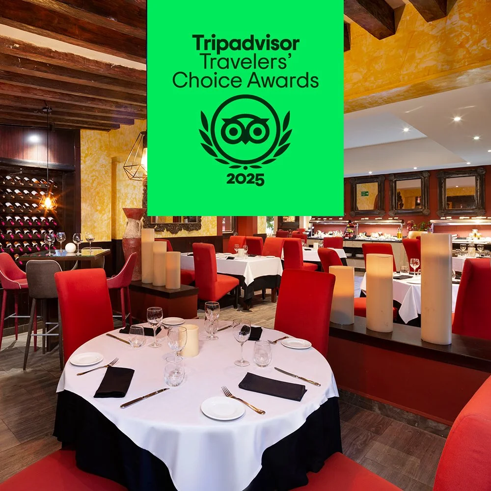 The-Pyramid-Cancun-Dos-Lunas-Restaurant.jpg