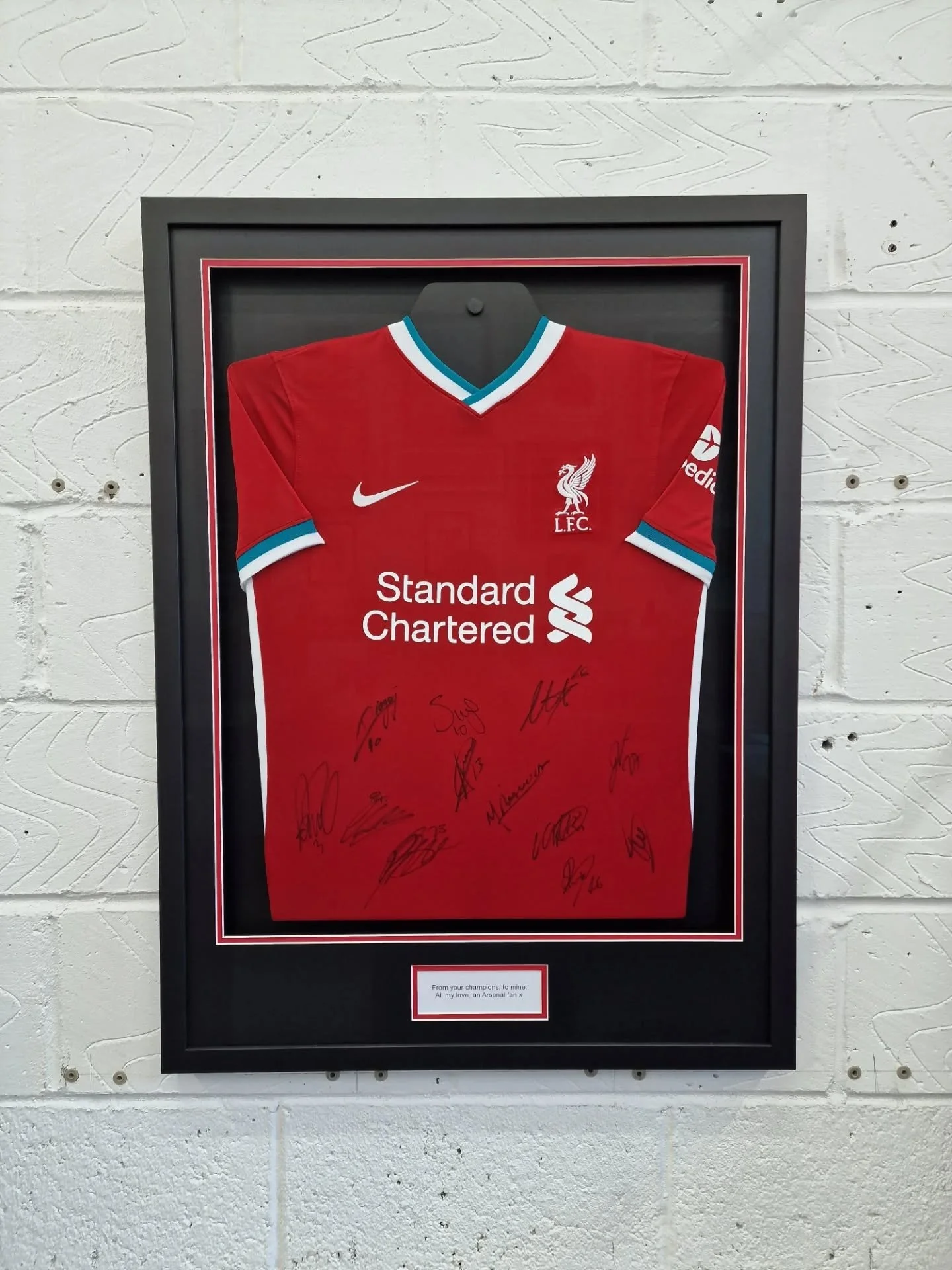 A visit today from one of the @premierleague top players of the 2024/25 season has inspired us to showcase a selection of framed shirts that we've recently completed. All bespoke frames with shirts mounted to our unique display system. 
#premierleag