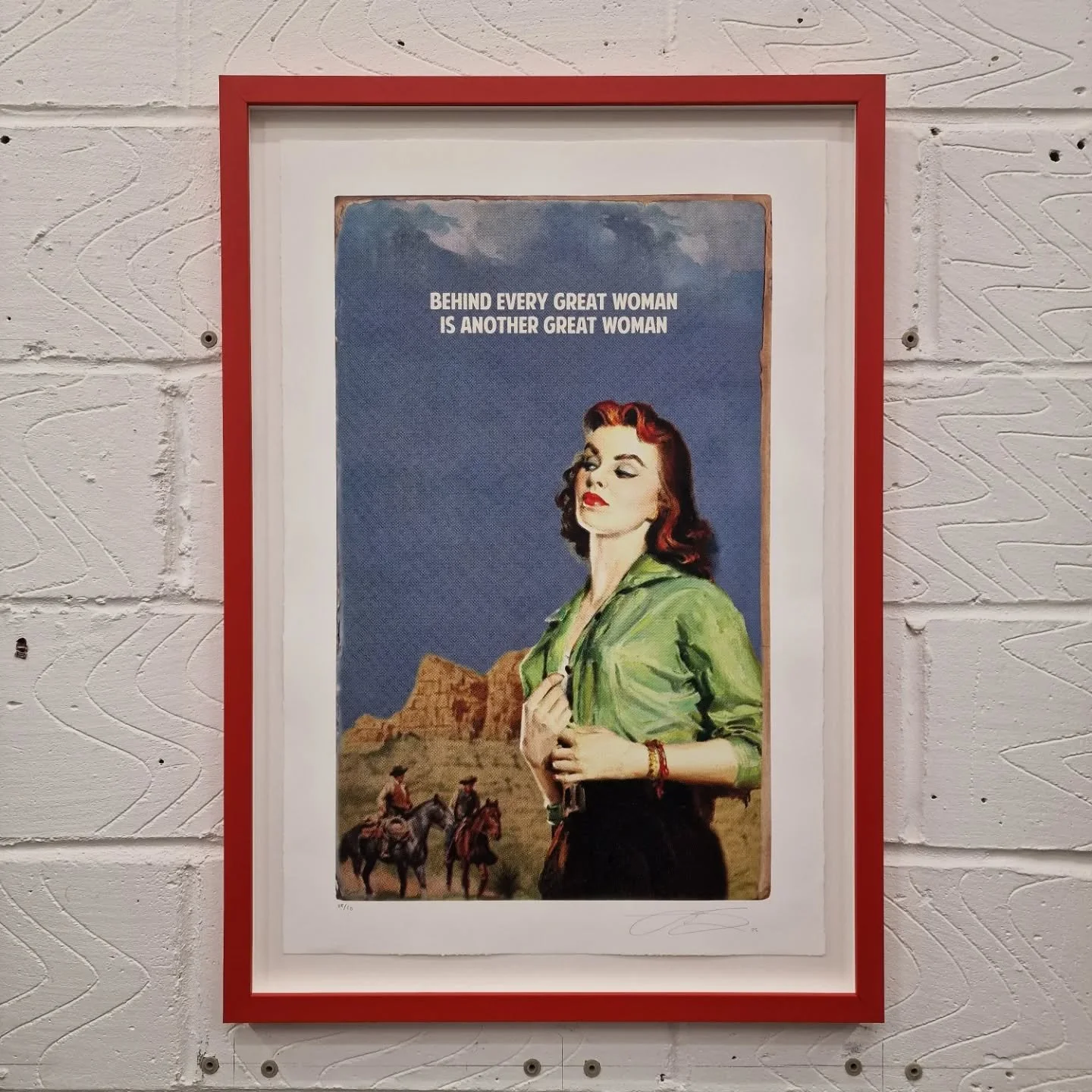 What a beauty. 

Ready to go home.

#floatframing #red #pictureframinglondon #bexley