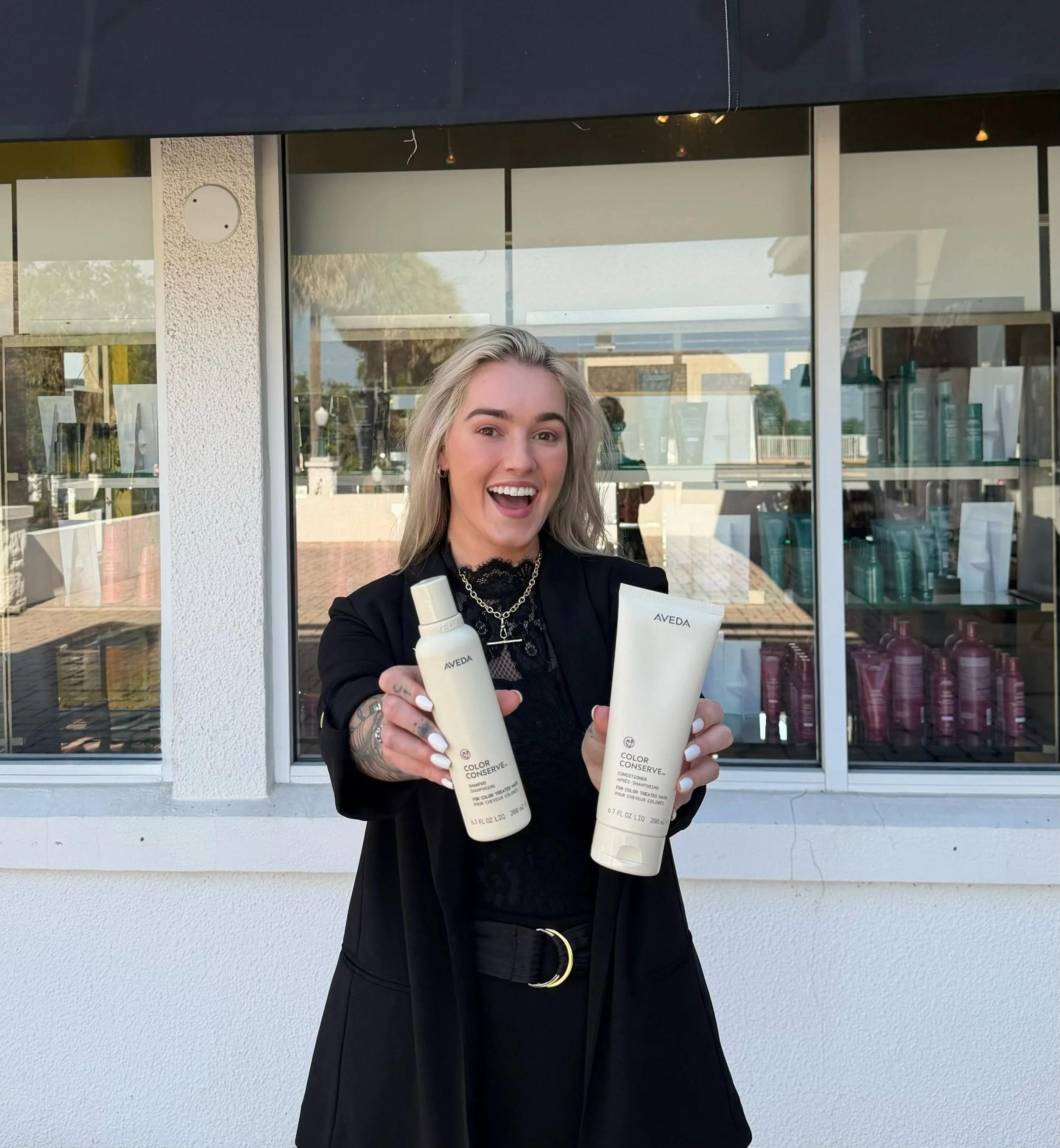 ✨Color Conserve is BACK!✨

Back by artist demand, this fan favorite has been completely revamped - from new packaging to artist-approved, modernized color protection. You asked. Aveda listened. 🖤

Reintroducing Color Conserve&trade; Shampoo and Cond
