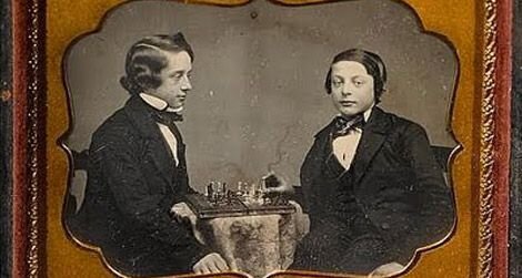 O orgulho e a tristeza do xadrez: a vida de Paul Morphy e suas semelhanças  com Beth Harmon