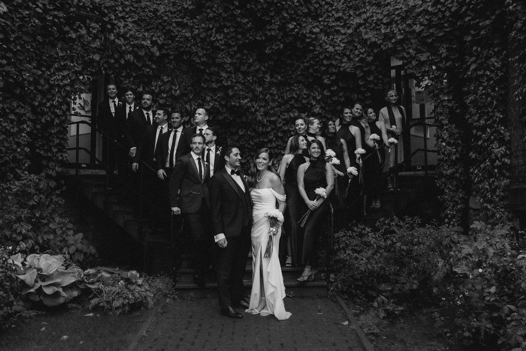 When the bridal party is big an you find a spot not to far from the reception place ! 
.
.
.
#modernwedding #bridalparty #candid #lifestylephotographer #candidpictures #candidwedding #montrealwedding #photographemariagemontreal