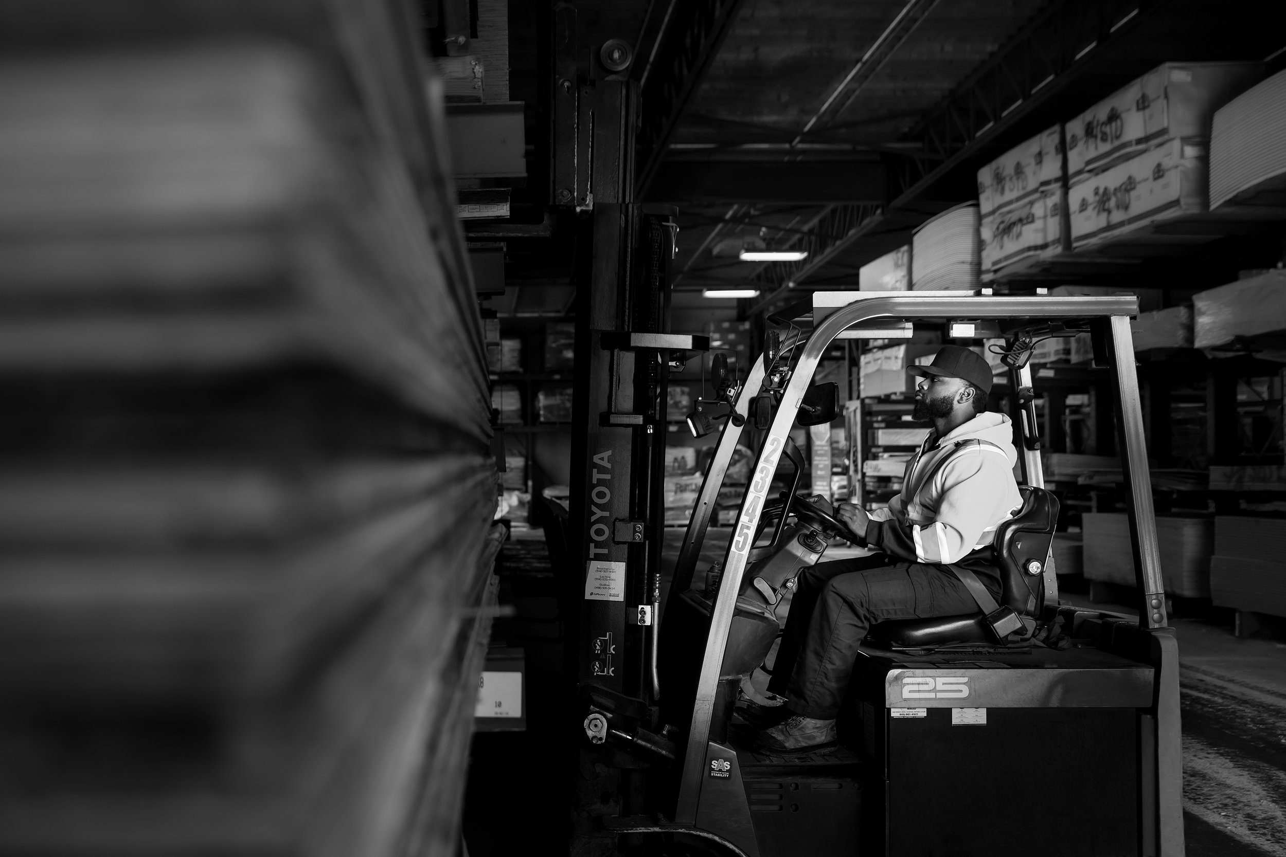 Photo au BMR beloeil des employés au travail