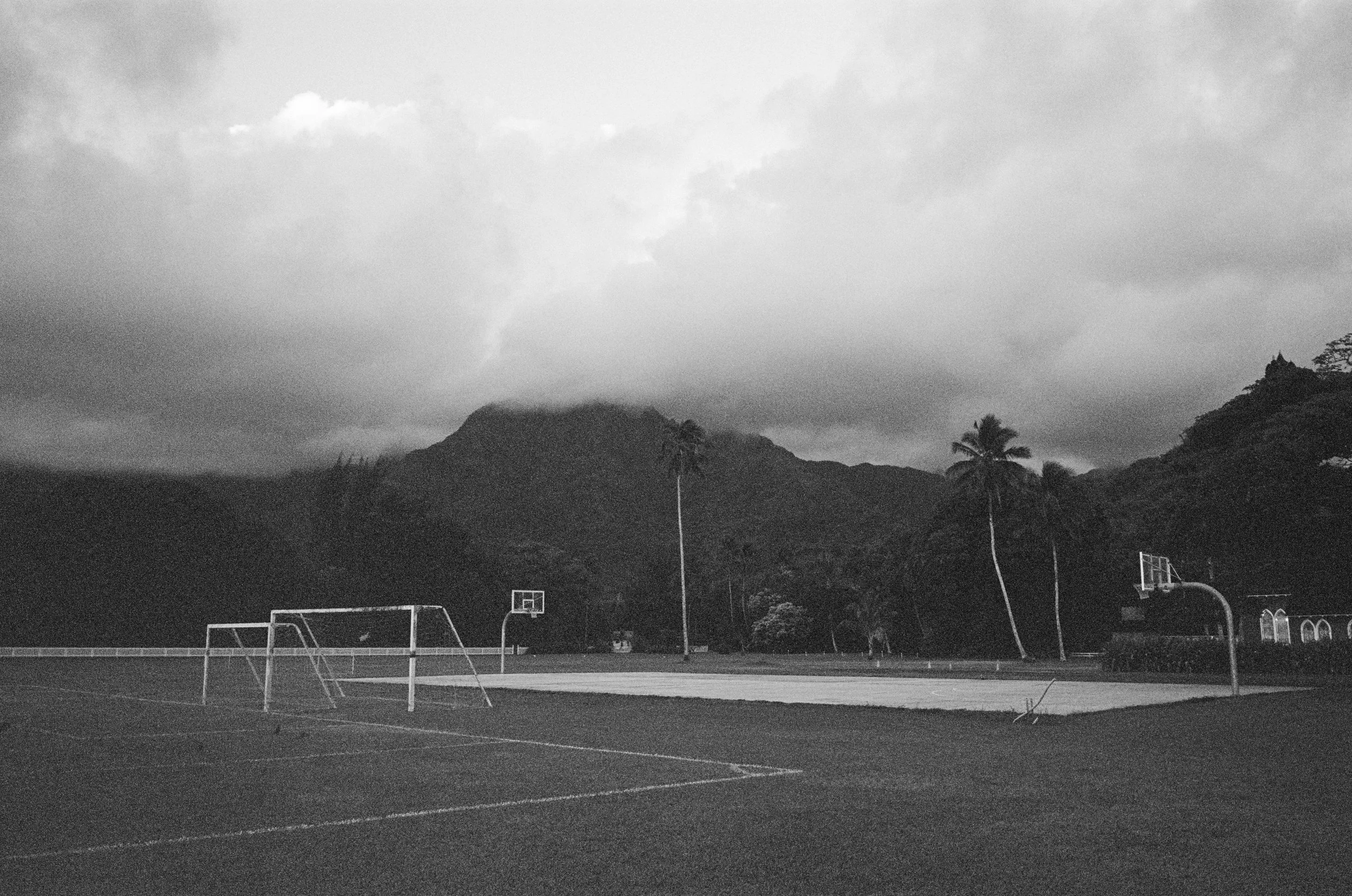 kauai_09.23_hanalei soccer&basketball.jpeg