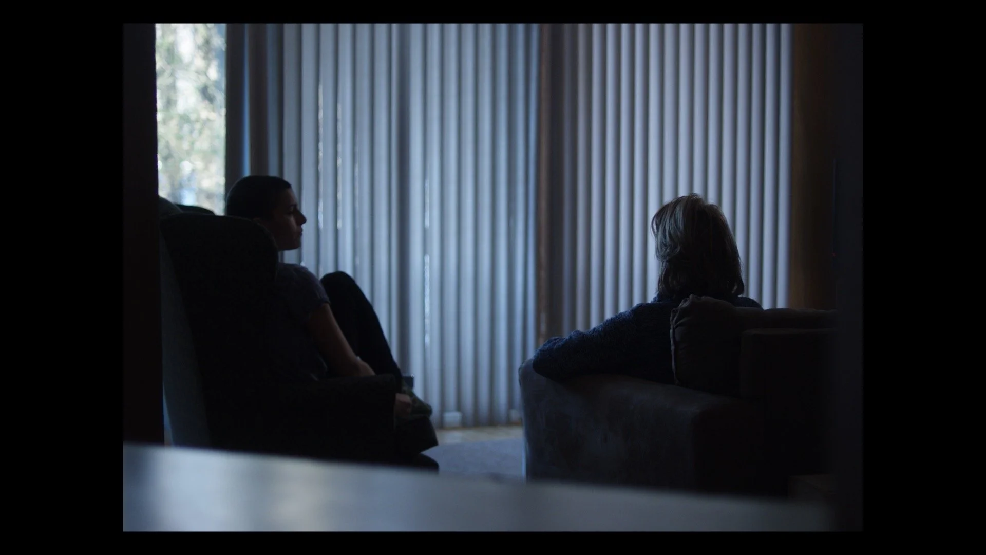 Fading / Directed by: Olivia Reed / Produced by Alexandra Hinajosa and Elise Raven