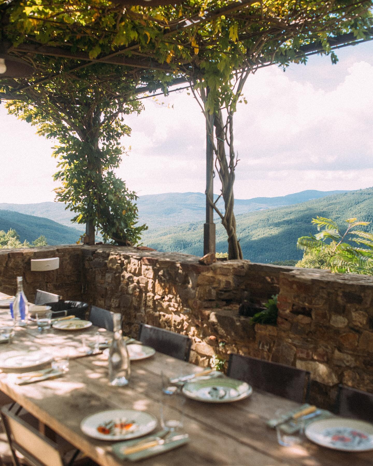 Tuscany in Autumn. Seed to Plate retreat with @meadowsweetretreat.

Photos by @joyaberrow