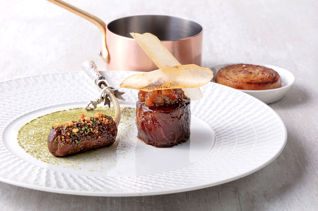 Côte d'agneau rôtie au thym, tradition Champvallon.png