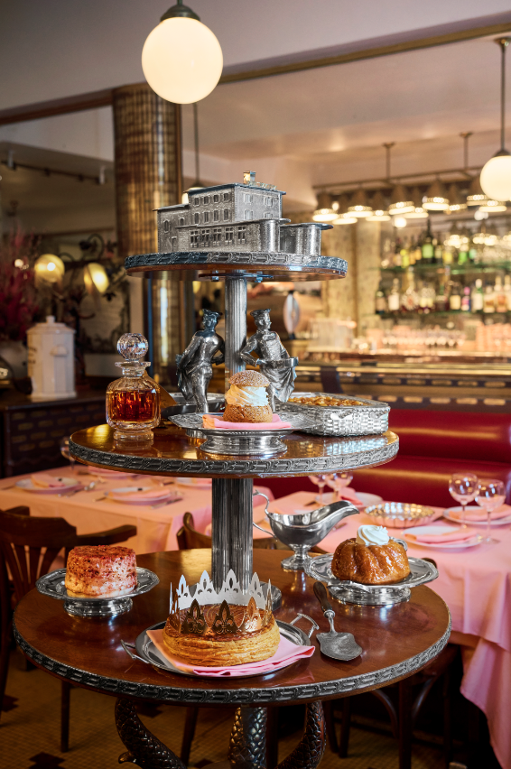 Chariot de desserts @Charly Deslandes.png