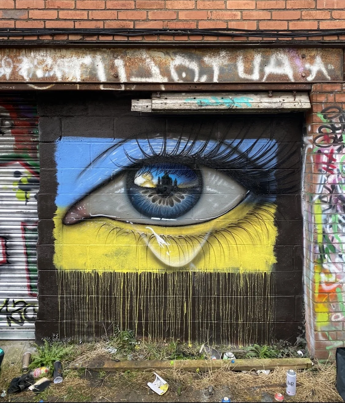 Ukraine tribute wall.JPG