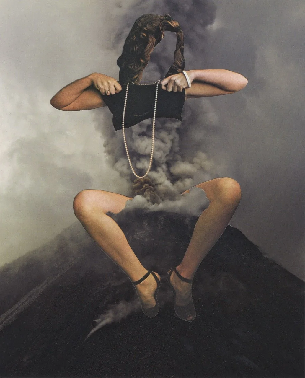 Charlie Elms_Billow II (Miss Santiaguito)_@10.YEARS.TIME Large.jpeg