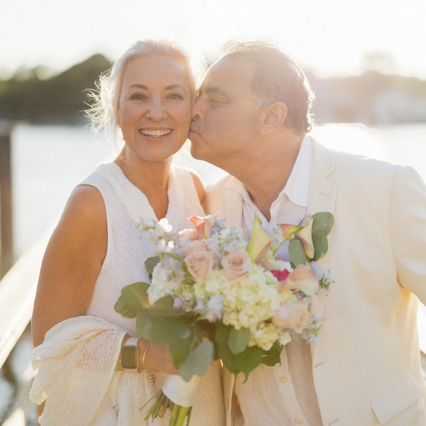 Introducing Carolyn &amp; Mike Zompa 🥹 I was overjoyed when their inquiry came through as I had photographed Erica &amp; Derek (their family) a few years back. Intimate elopements and small weddings are some of my absolute favorites to capture. Ther