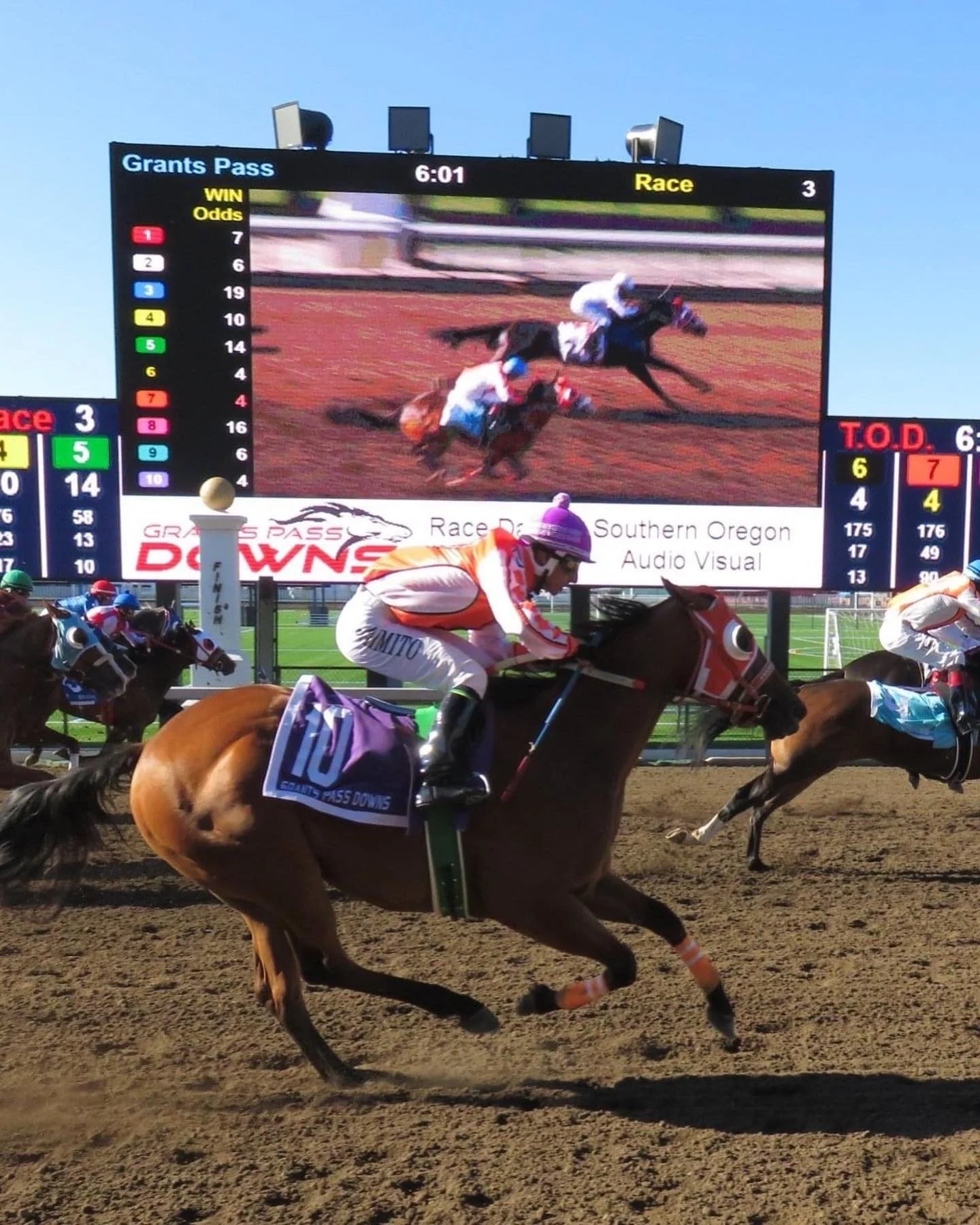 CSL Pro LLC:  What We Do - LED WALLS & VISUAL DISPLAYS