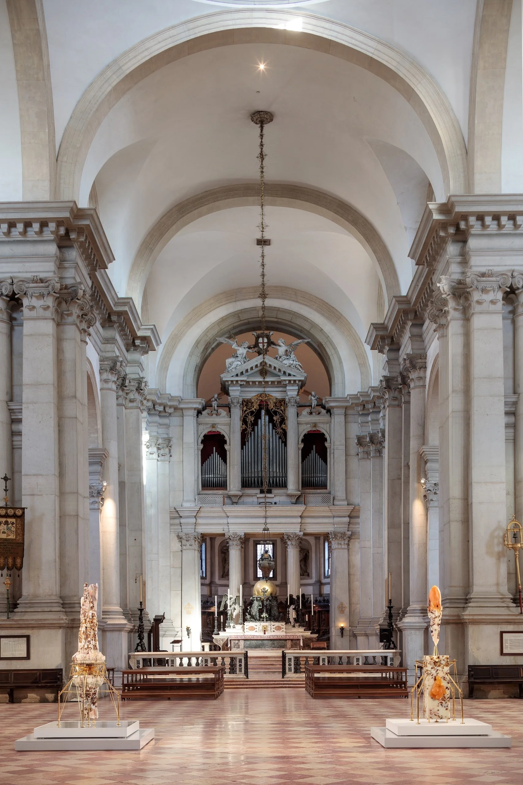 1 BXB Enthroned Pope, Reflected and Portrait Ensemble – Nave.jpg