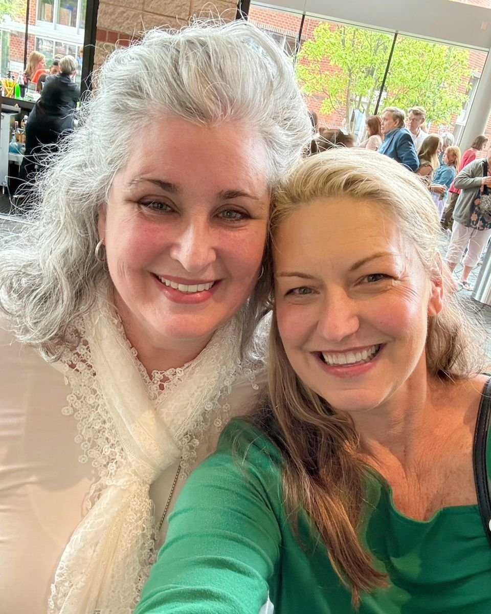 💚 When your bestie sister, Amy, snaps a selfie while you're waiting in line for the bathroom before the curtain for Peter Pan. I mean seriously, who looks that good while waiting for the bathroom? My bestie sister, that's who! ✨💚✨

It was so terrif