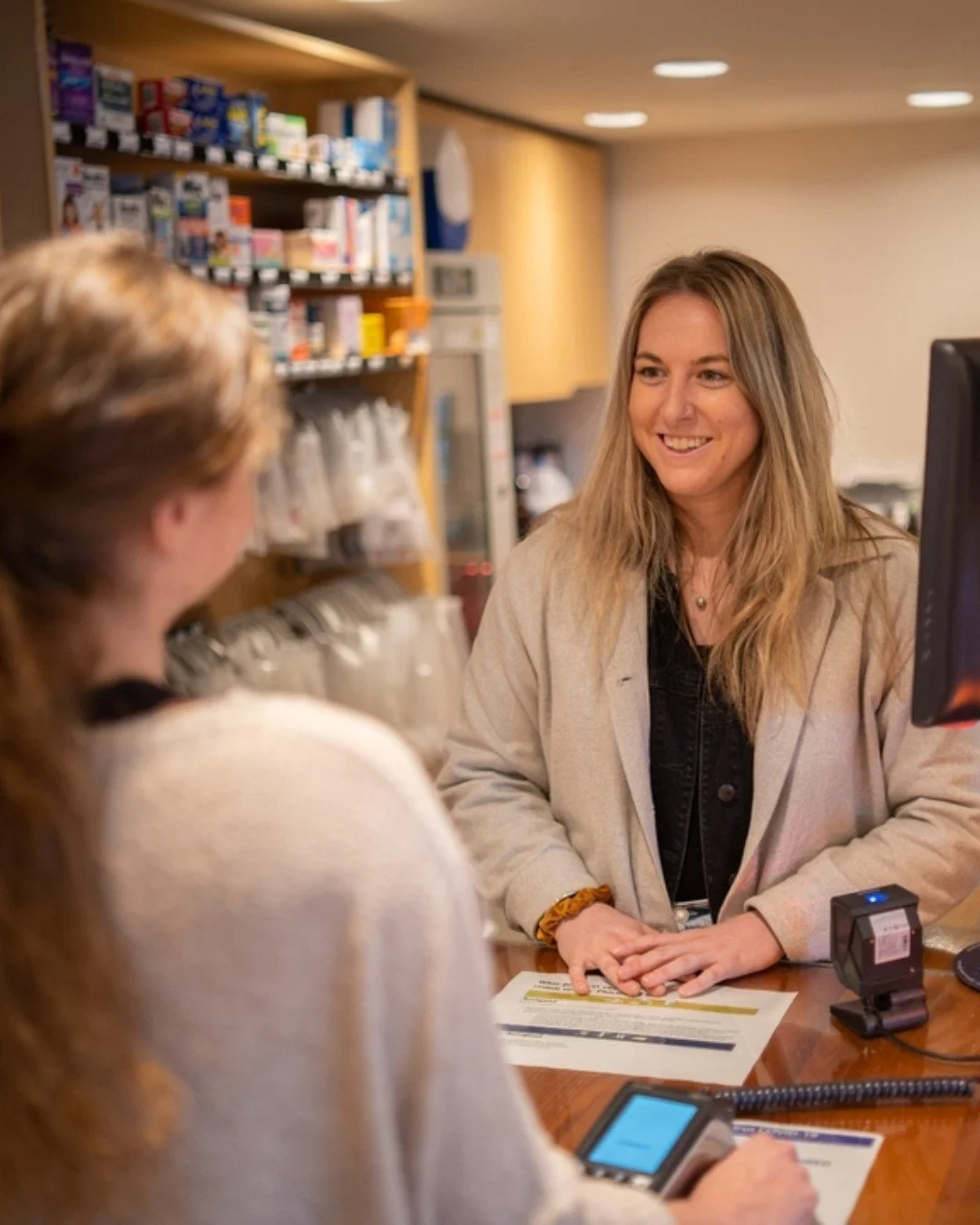 Heading out on the water or gearing up for travel? ✨
If nausea or sea sickness tends to tag along, we&rsquo;ve got a few options to help&mdash;swipe to take a closer look! 

Whether you&rsquo;re a local heading out on the water or travelling a little