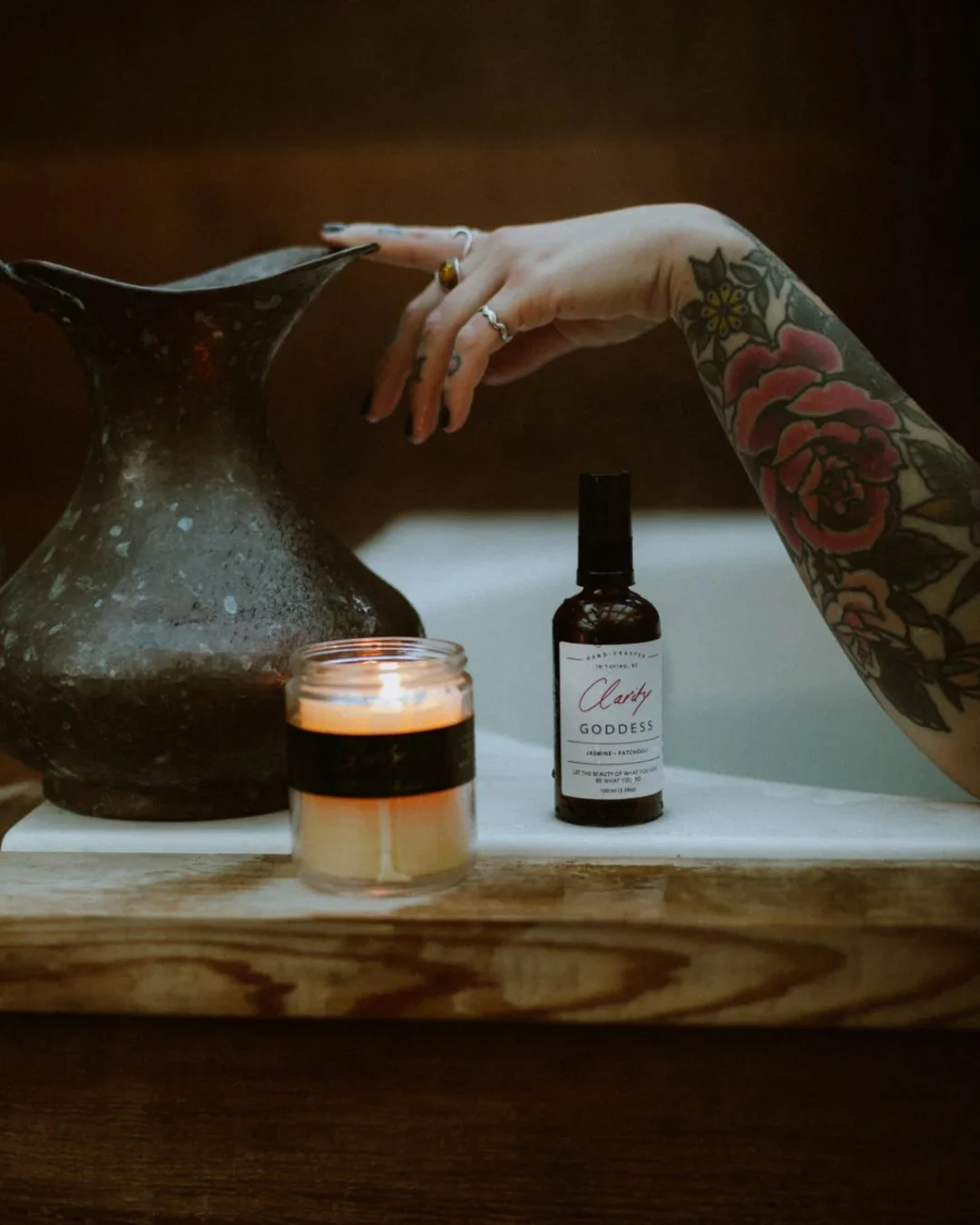 Love Month calls for a little extra self care 💙 All February long, enjoy 20% off @clarityapothecary home and body care at Epic!

Handmade right here in Tofino, all Clarity products are small batched, cruelty free, and crafted using ethically sourced
