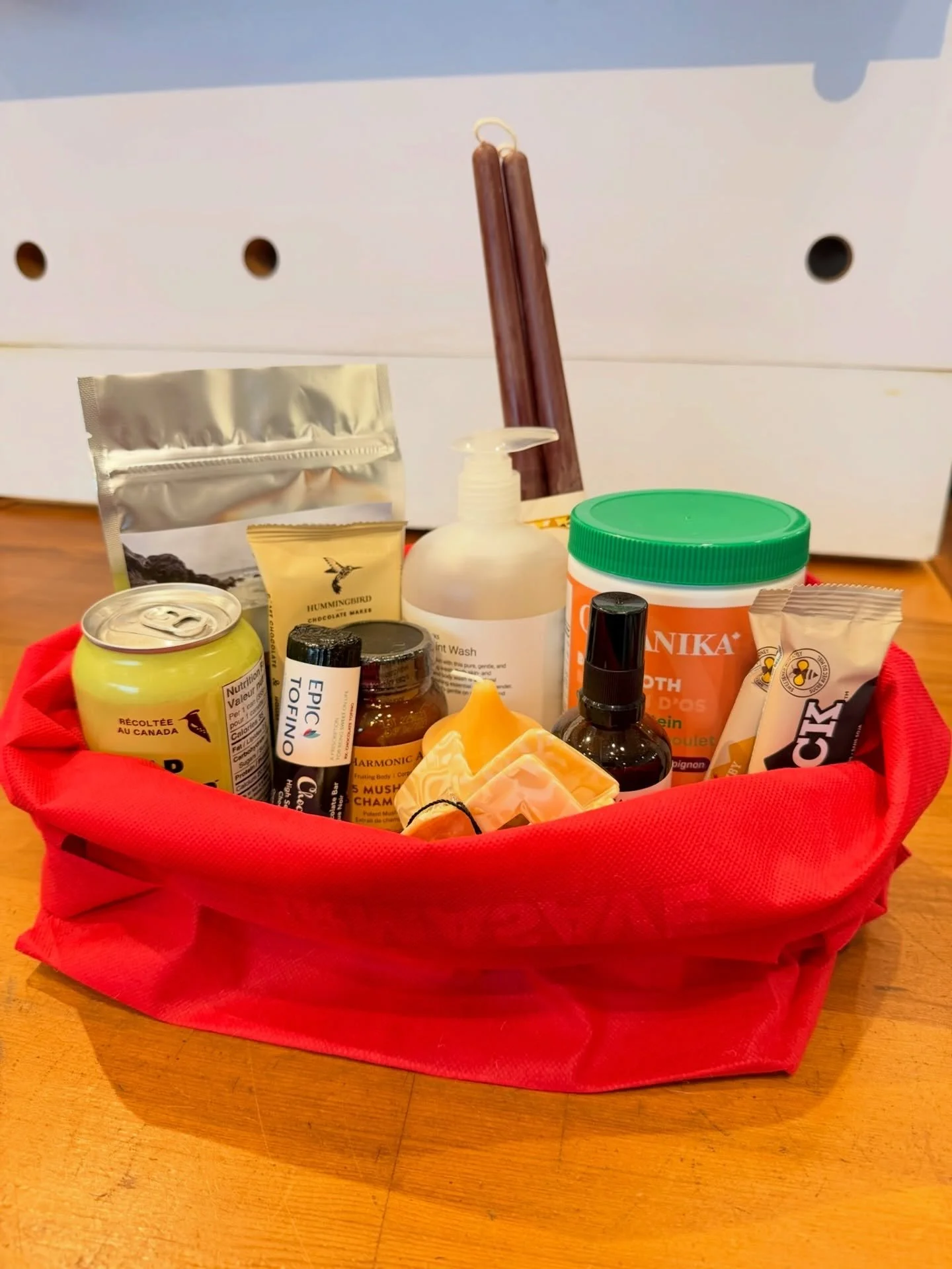 It&rsquo;s GIVEAWAY time ✨💙 

In honour of Epic&rsquo;s 13th birthday, we&rsquo;re treating a lucky local to a goodie basket loaded with our favourite items from:
 
@chocolatetofino 
@anchoredcoffee 
@harmonic_arts 
@loop.lifestyle 
@honeycandlesltd