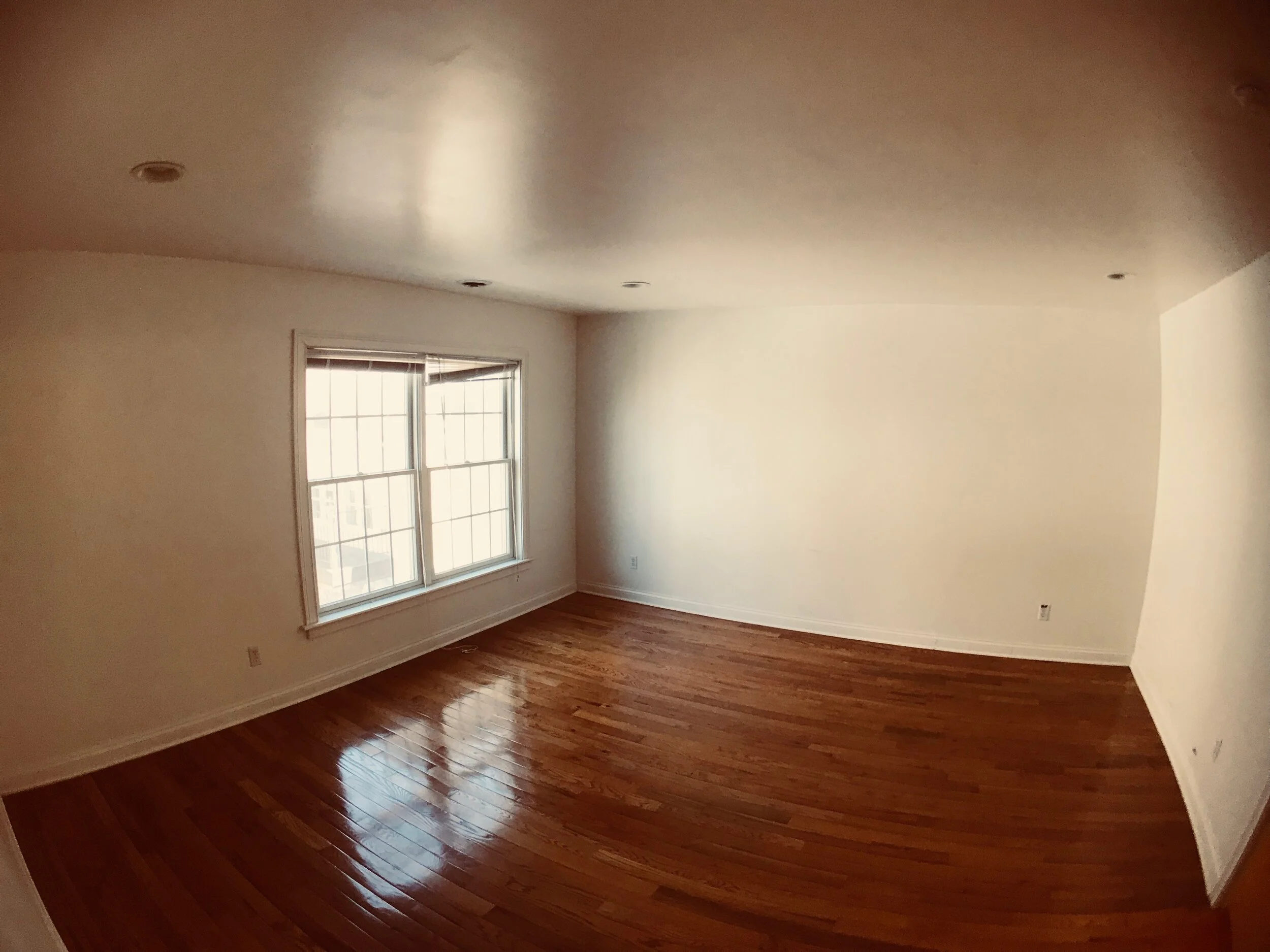 642 n 4th ave #4 bdrm.jpg