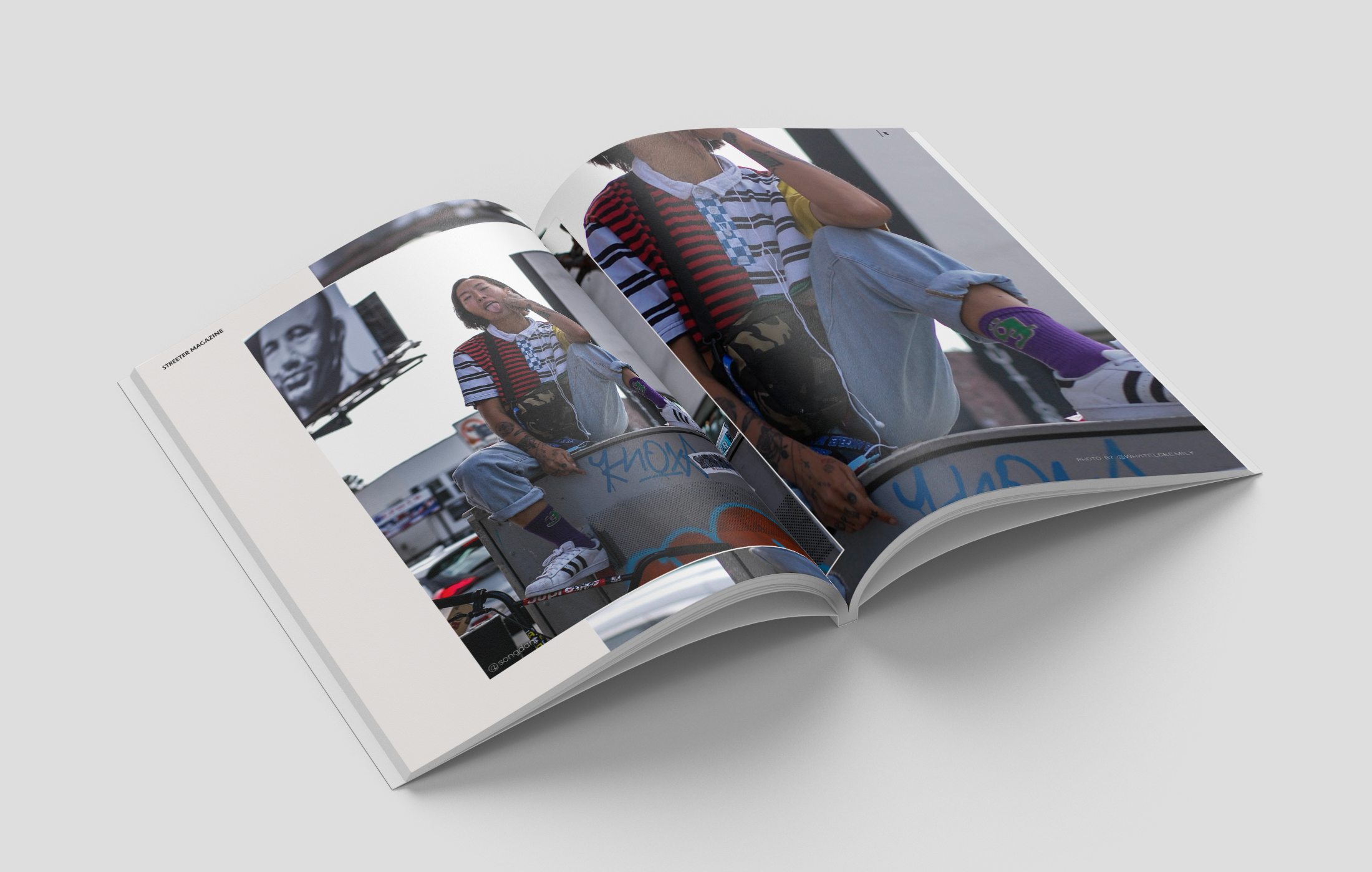 Magazine_Mockup_2.png