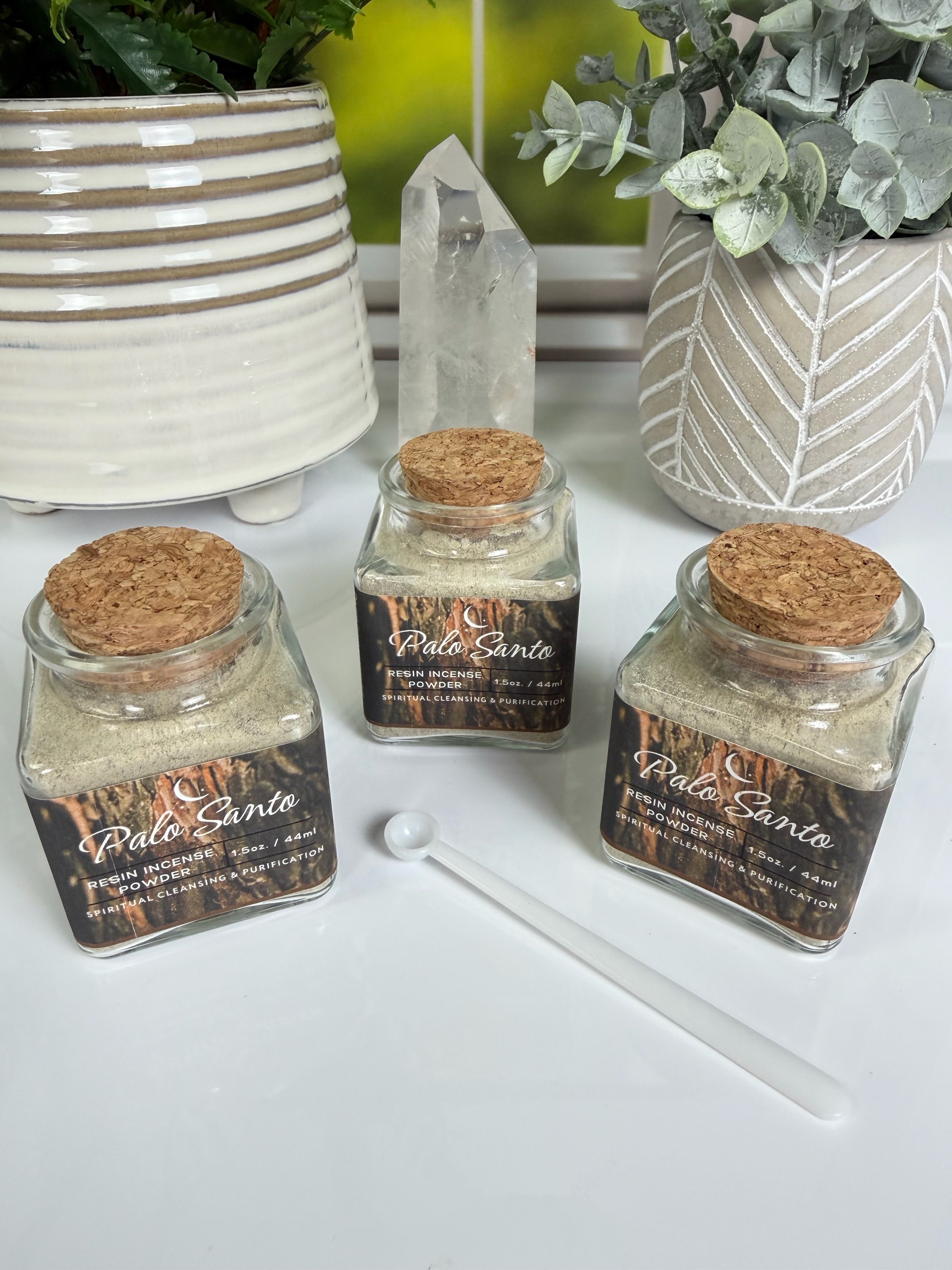 PALO SANTO RESIN POWDER b.jpeg