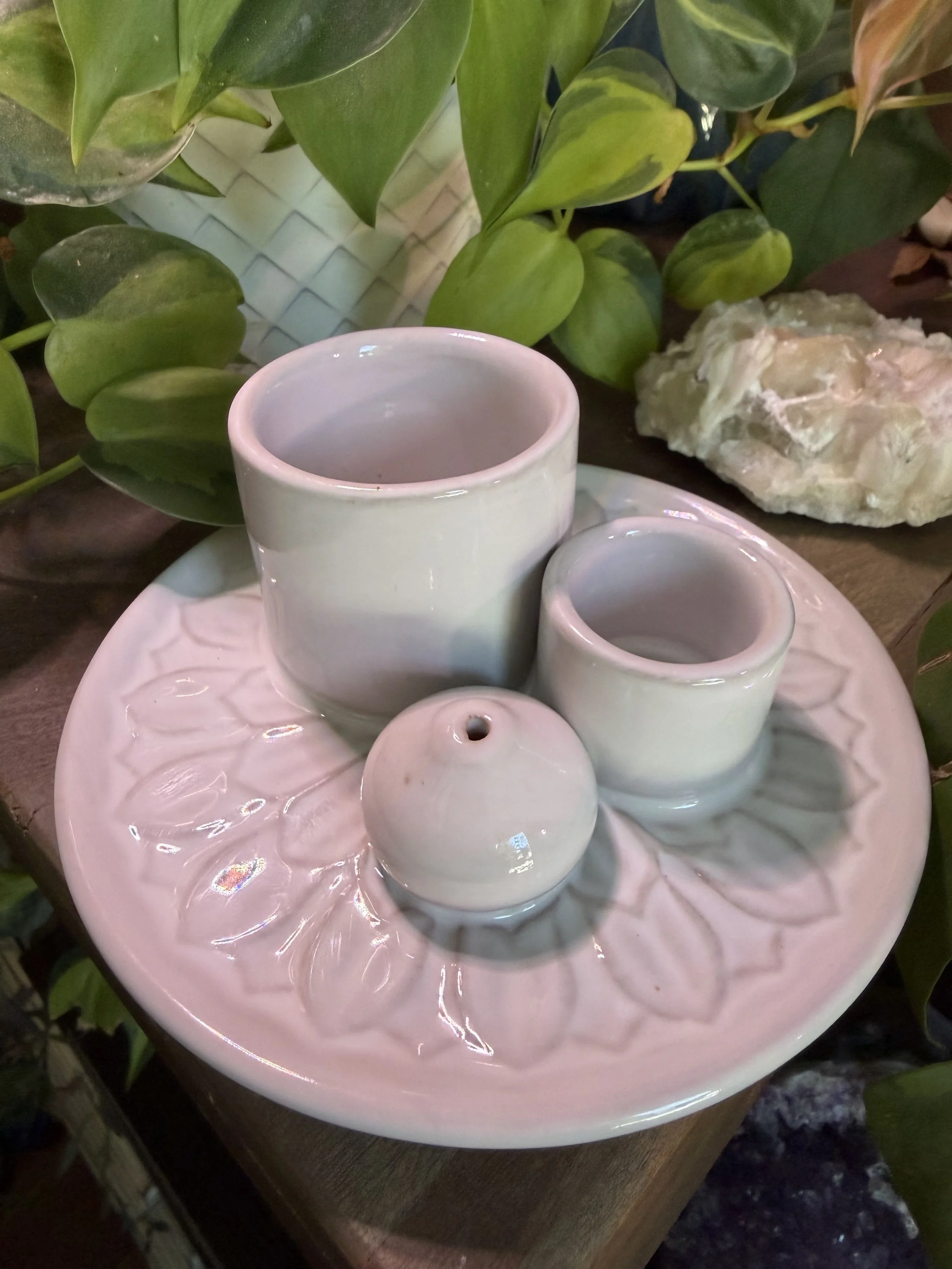 Creamy White 4-in-1 Sage Palo Santo Incense Aromatherapy and Candle Holder Burner