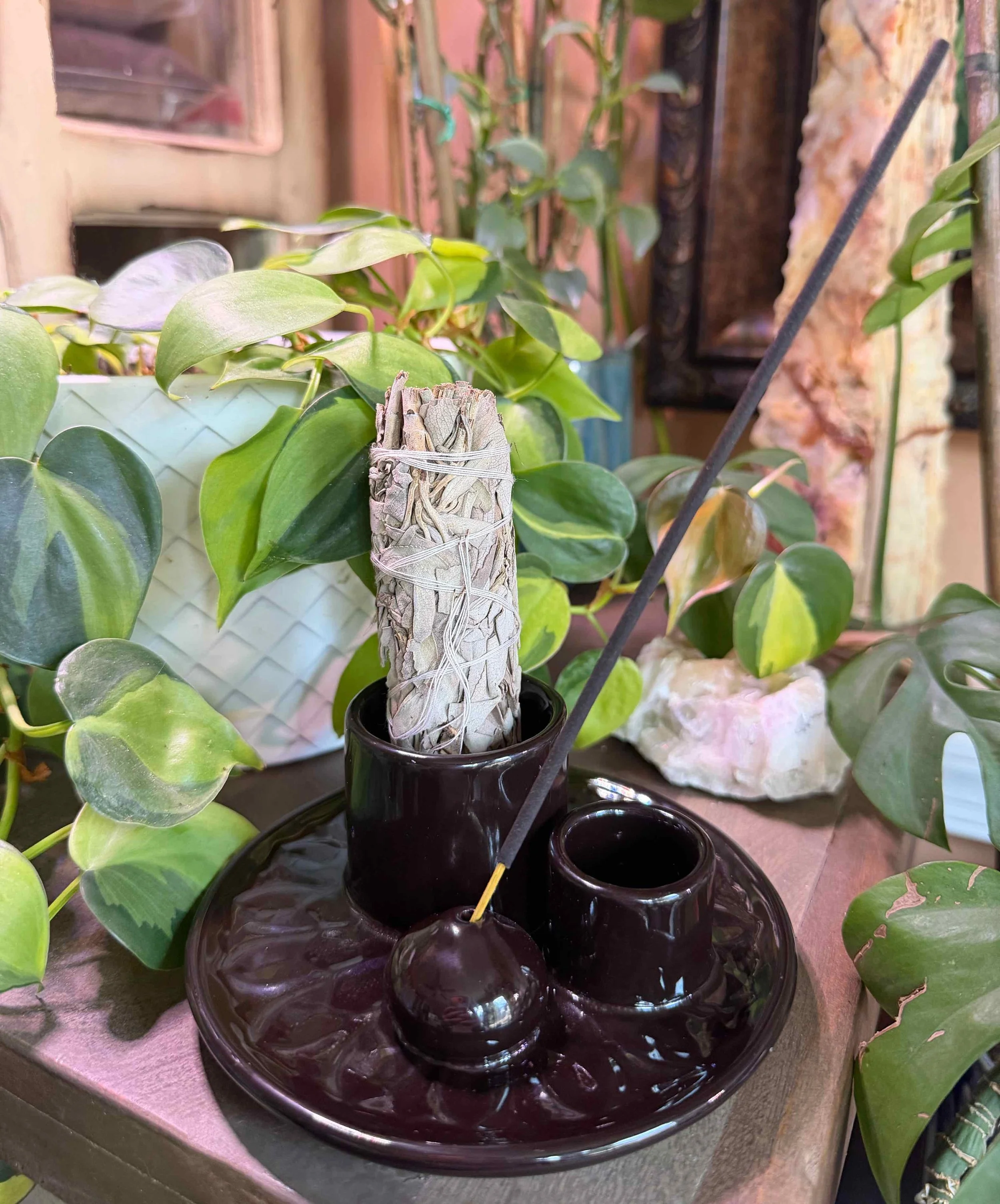 BLACK 4 IN 1 BURNER INCENSE.jpeg