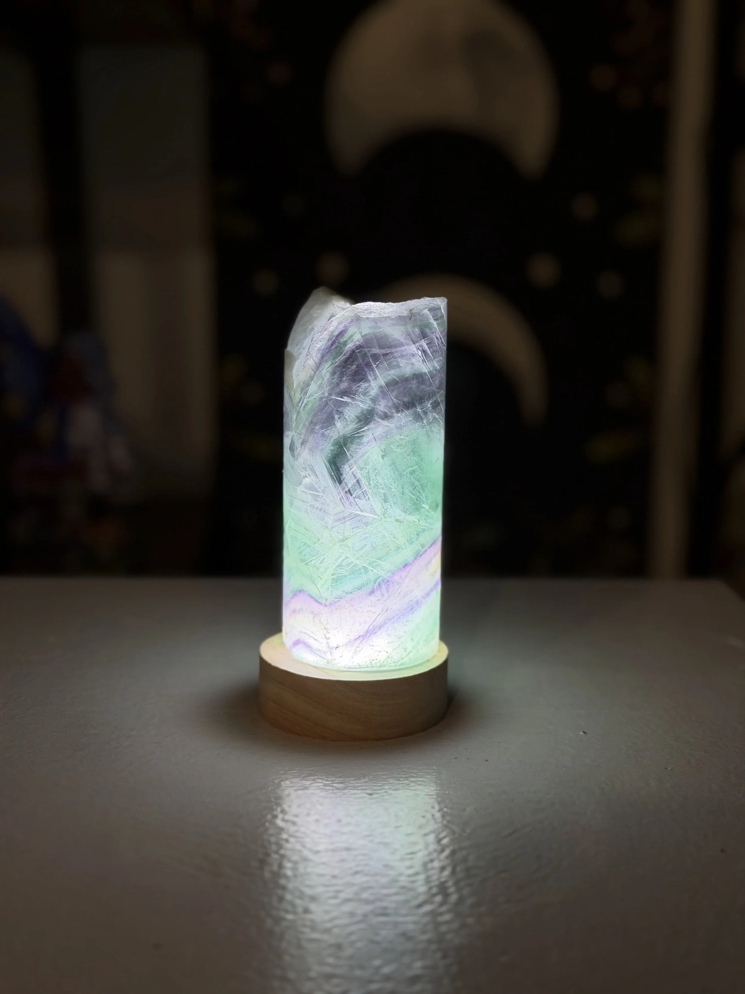 FLUORITE LAMP 416.6 H.jpeg