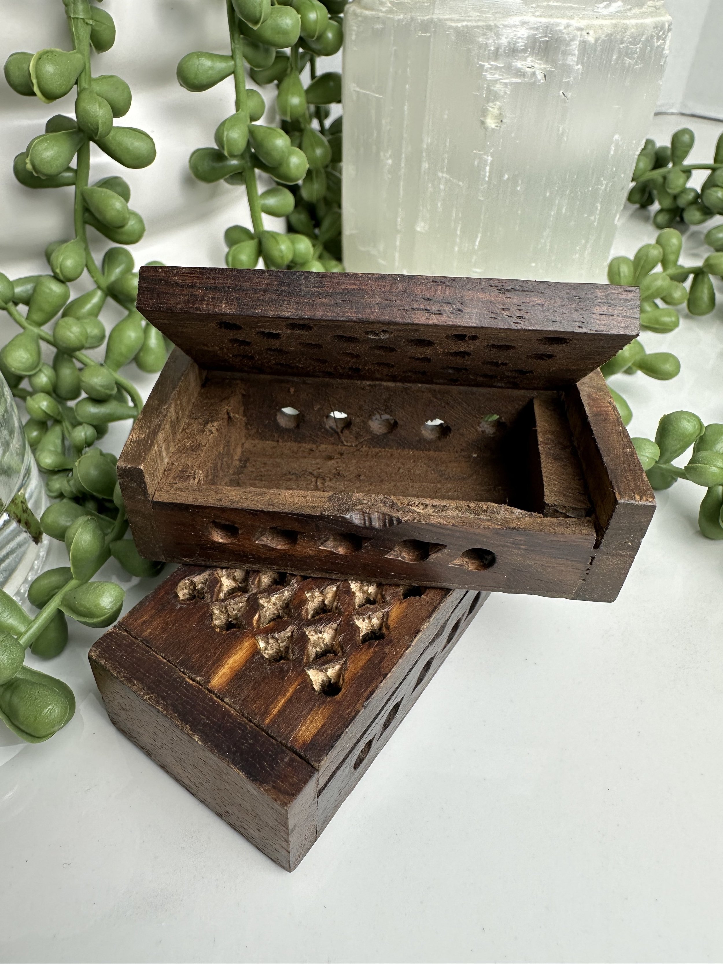 AMBER ROSEWOOD BOX.jpeg