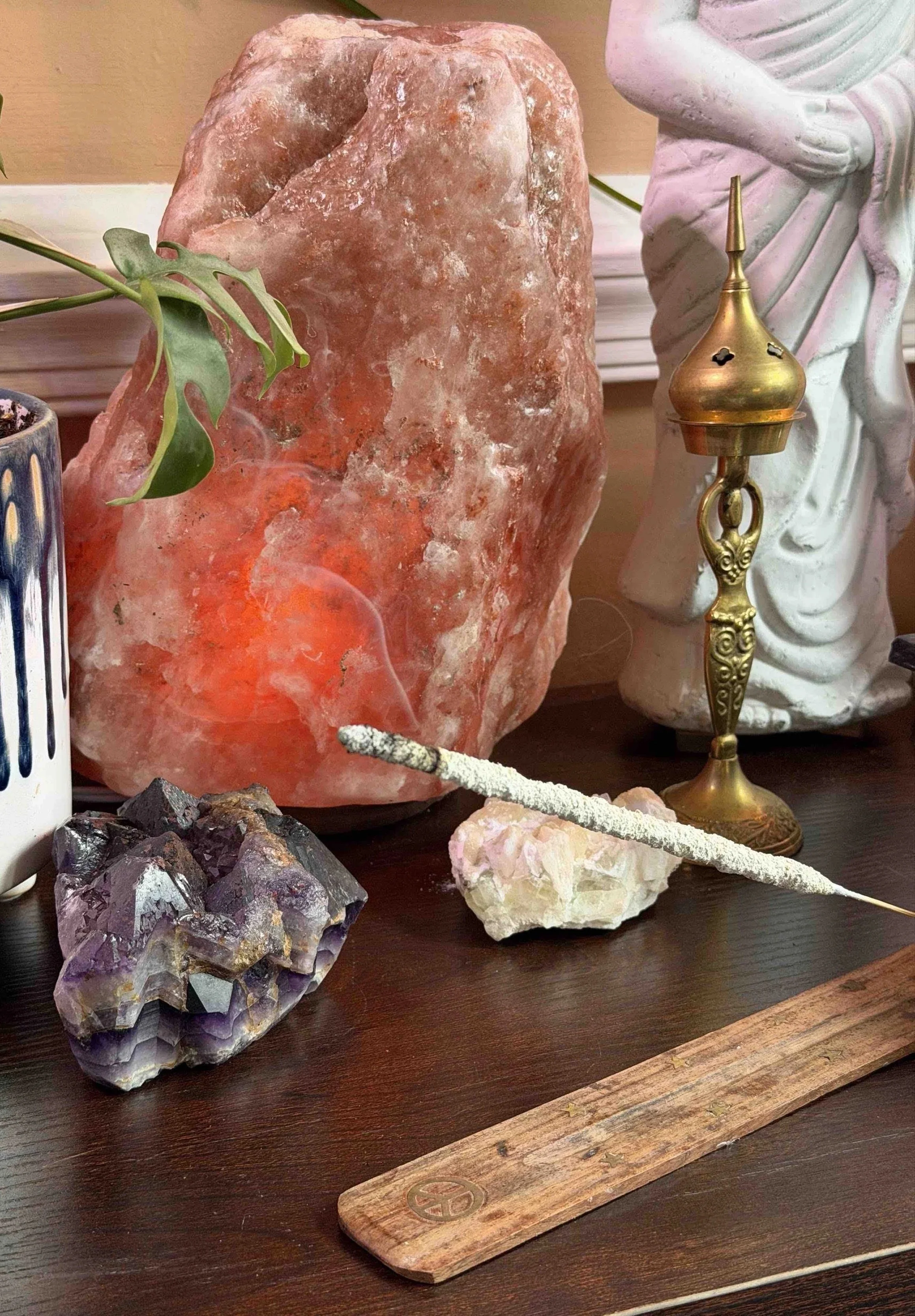 MAYAN+COPAL+ARTISAN+INCENSE+BURNING.jpg