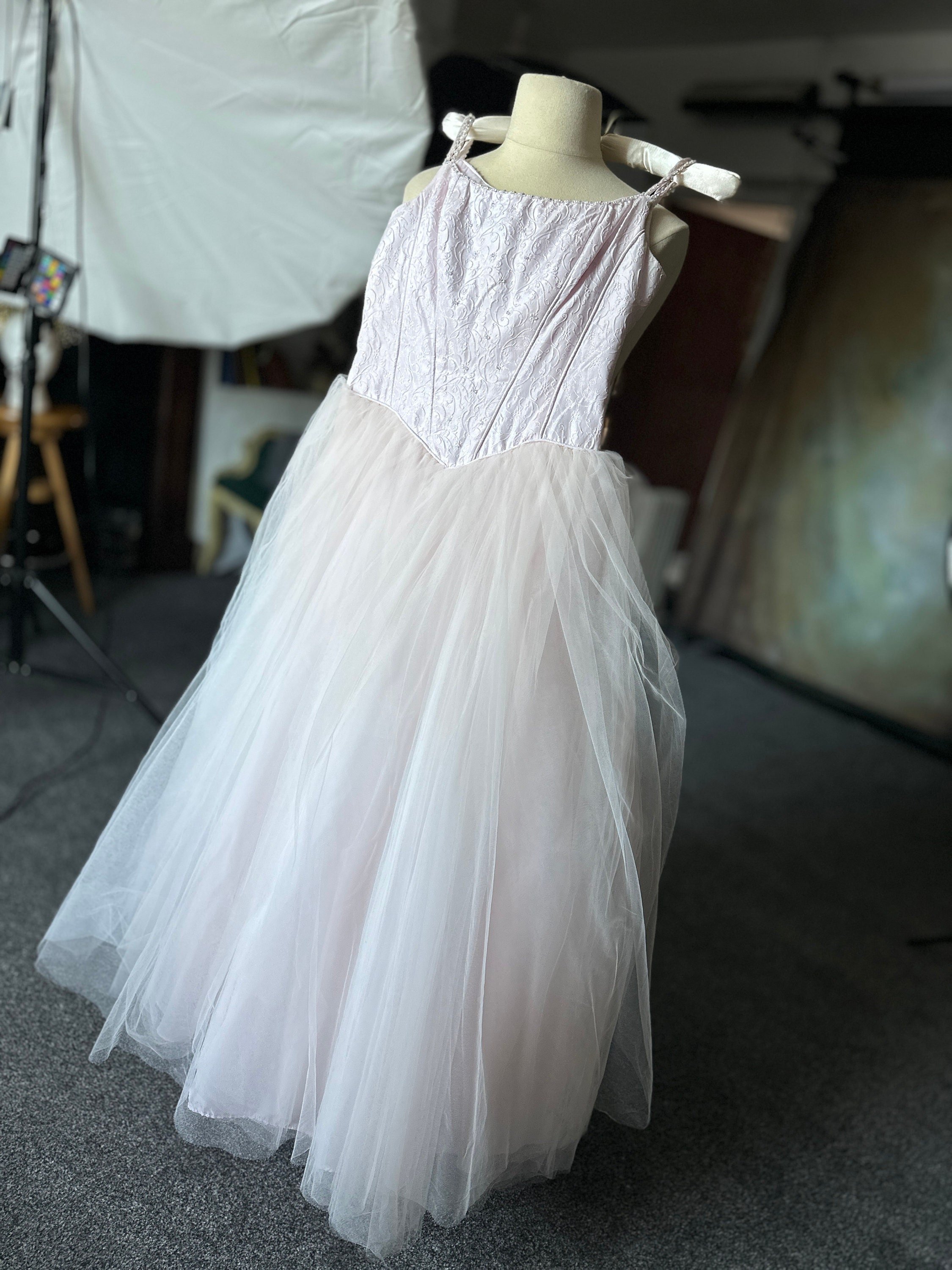 https://i.etsystatic.com/19453100/r/il/cb1b49/4649897366/il_fullxfull.4649897366_4ni5.jpg
