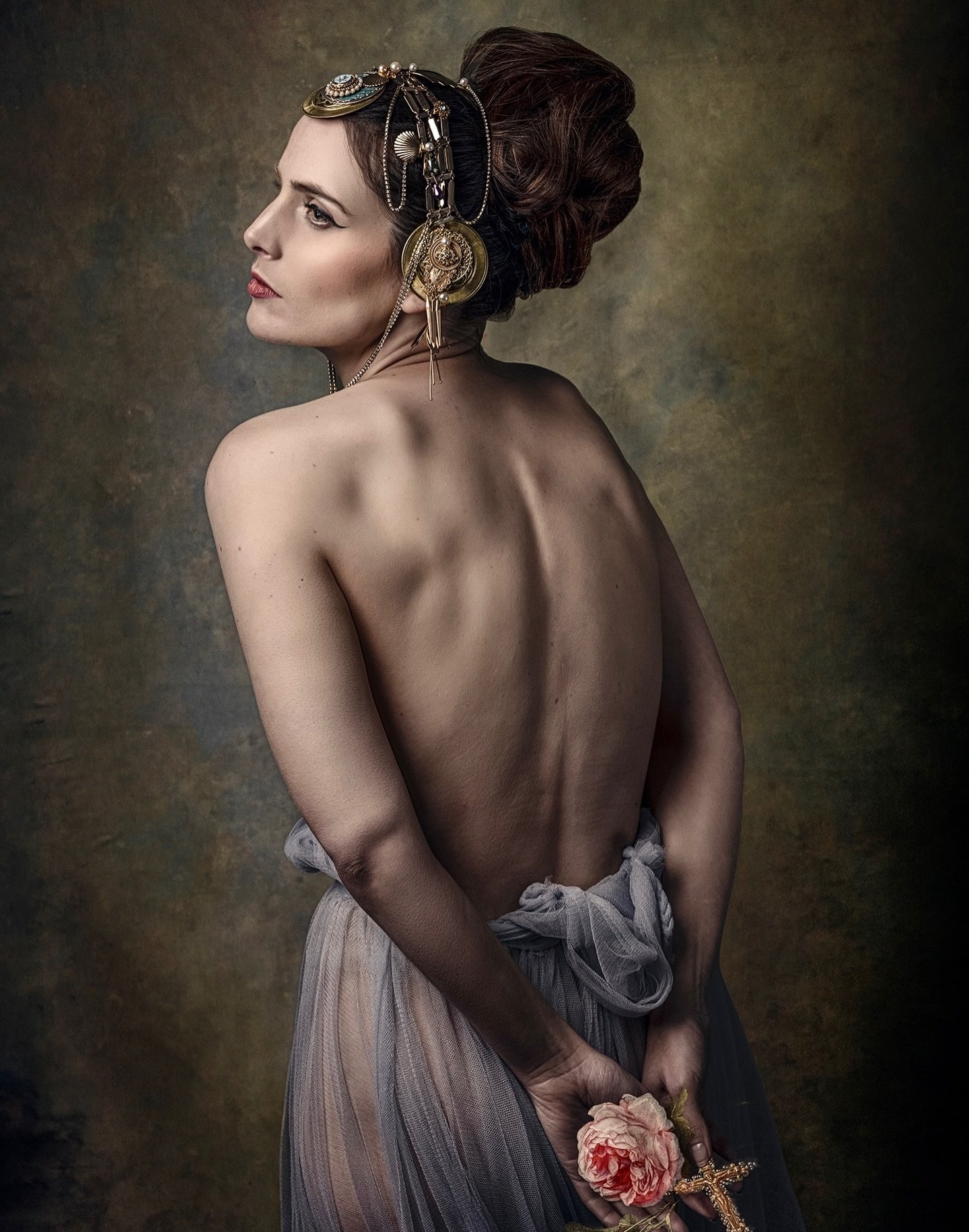 The Magdalene Mysteries
.
.
.
Muse: @cariadcelis 
Headdress: @mrmortimerswife 
Photography and hand retouch: me 
.
.
.
#marymagdalene #fineartphotograph #visualstorytelling #painterlyphotos #soulfulportraits